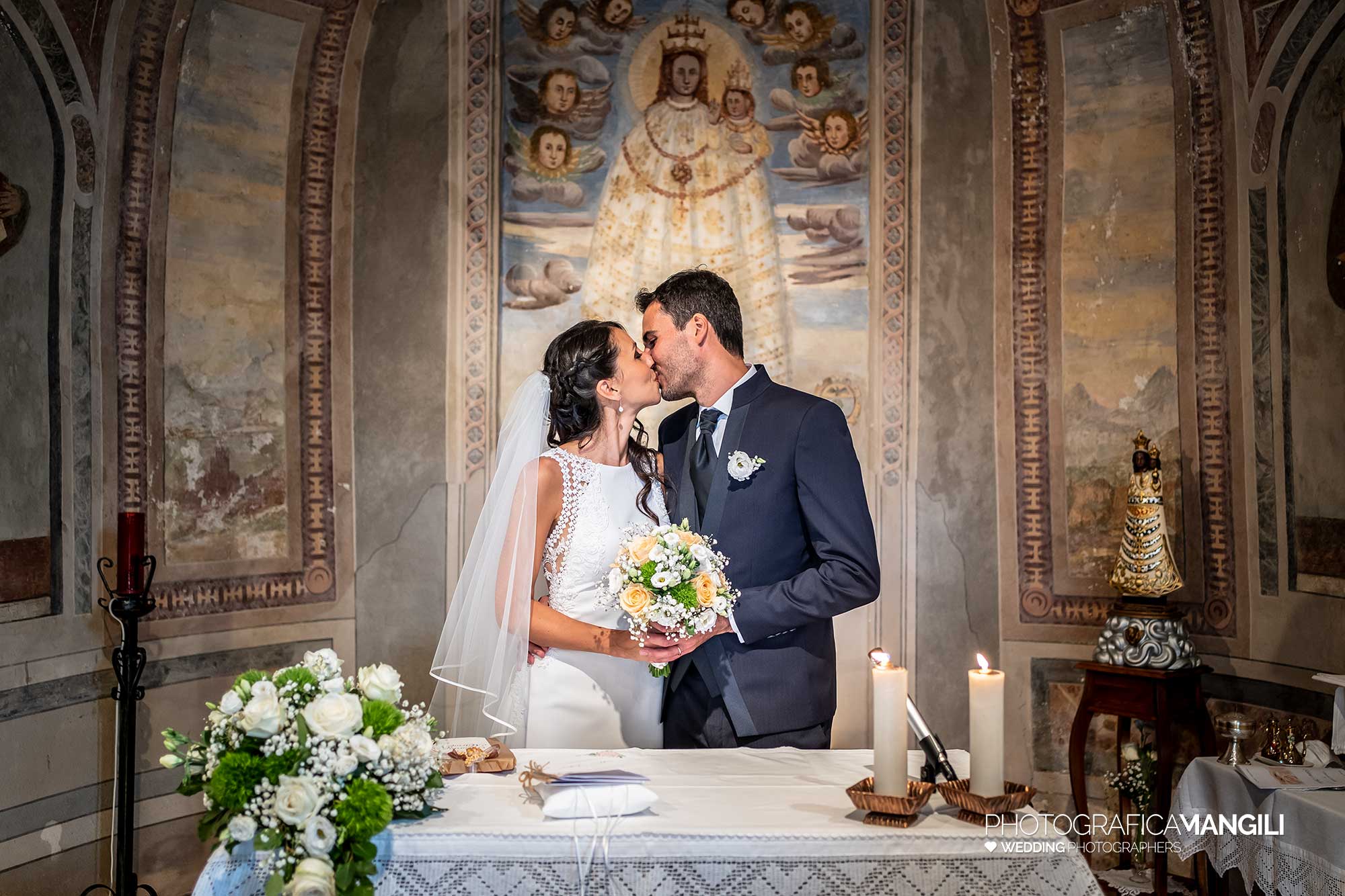025 reportage foto matrimonio wedding ritratto sposi chiesa madonna di loreto cerimonia rito religioso albavilla como 025 reportage foto matrimonio wedding ritratto sposi chiesa madonna di loreto cerimonia rito religioso albavilla como