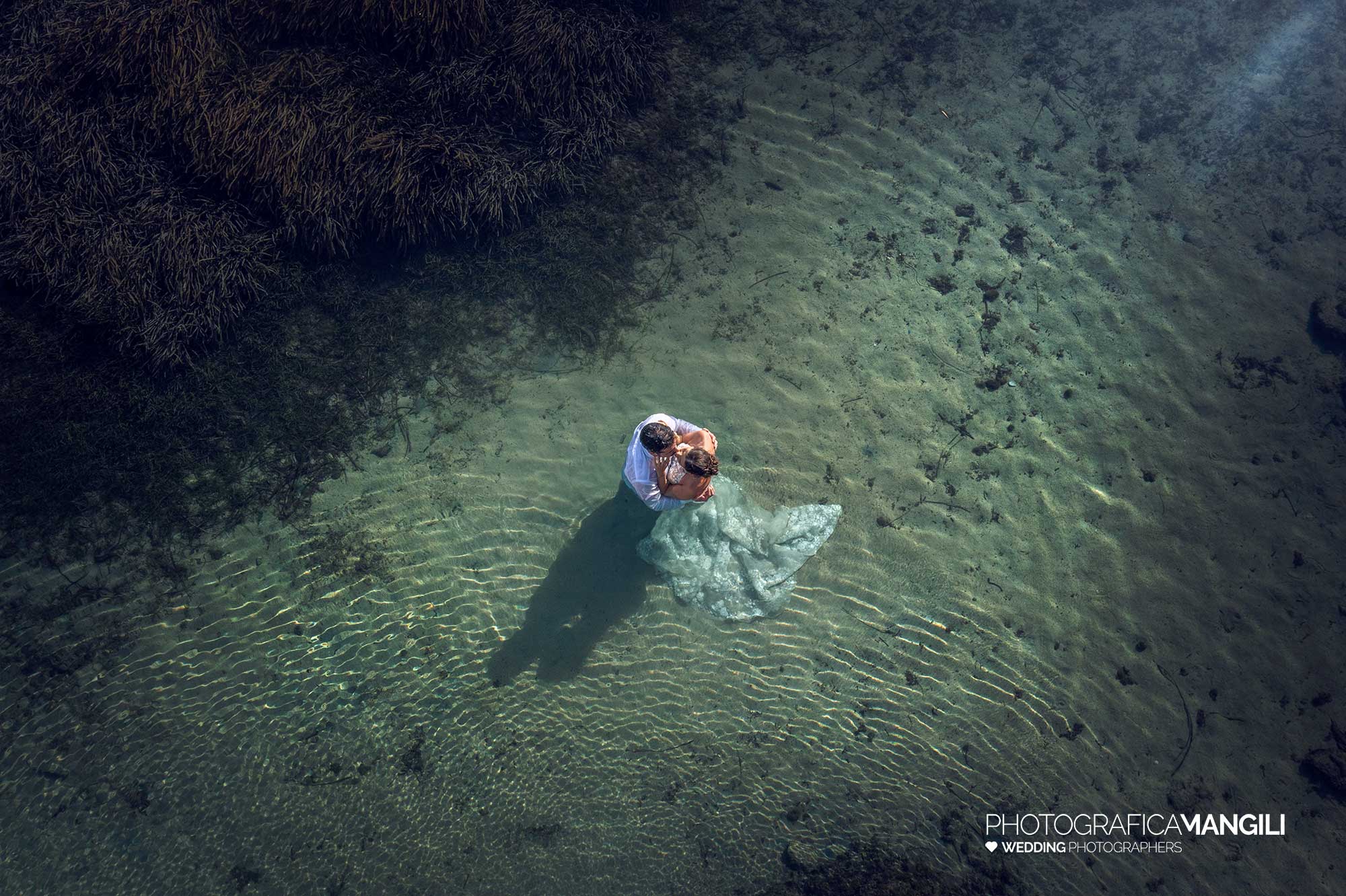 026 fotografo matrimonio reportage destination wedding italy sposi mare spiaggia siracusa trash the dress sicilia italia 026 fotografo matrimonio reportage destination wedding italy sposi mare spiaggia siracusa trash the dress sicilia italia