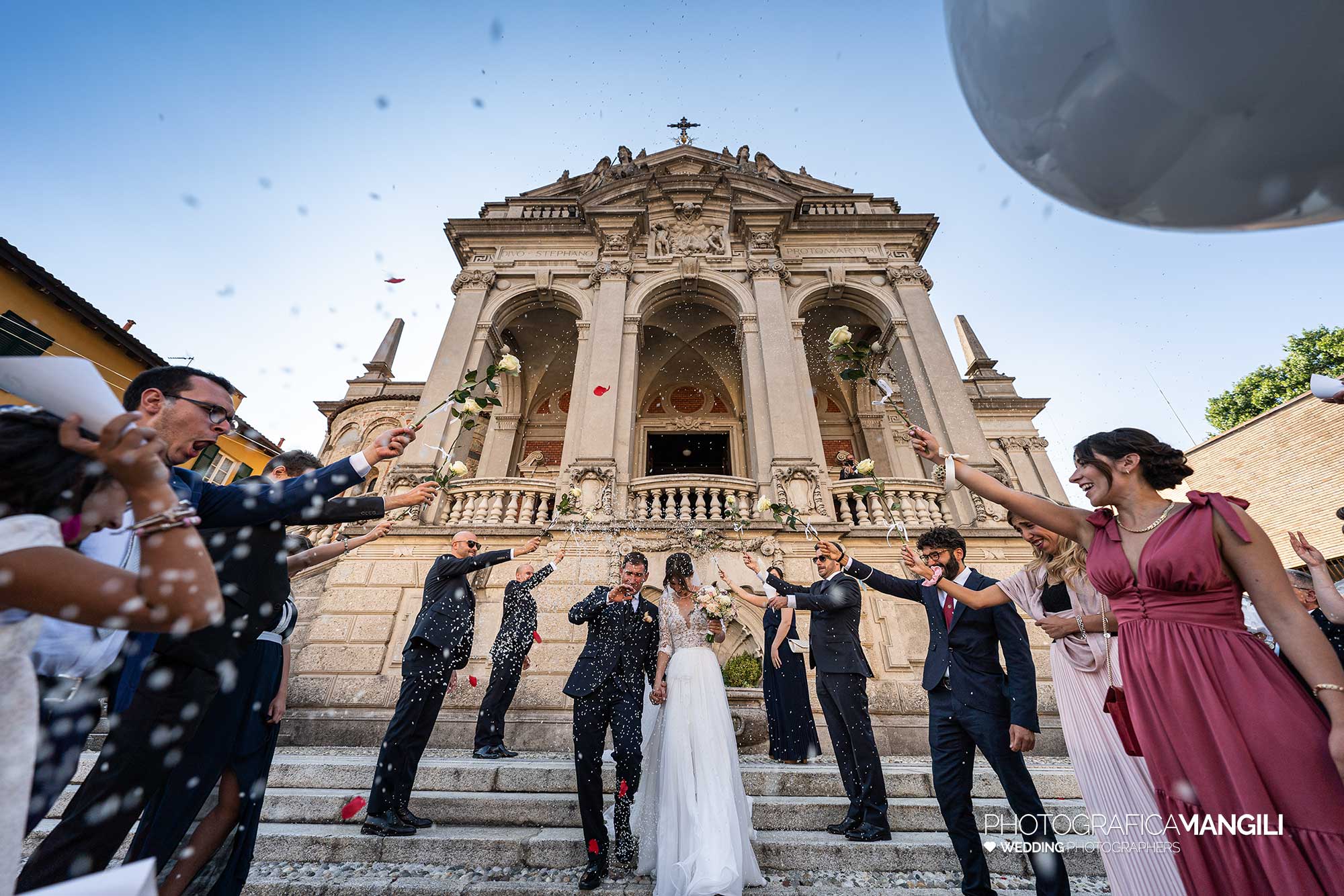 026 fotografo matrimonio reportage wedding ritratto sposi uscita lancio riso petali chiesa cerimonia rito religioso appiano gentile como 026 fotografo matrimonio reportage wedding ritratto sposi uscita lancio riso petali chiesa cerimonia rito religioso appiano gentile como