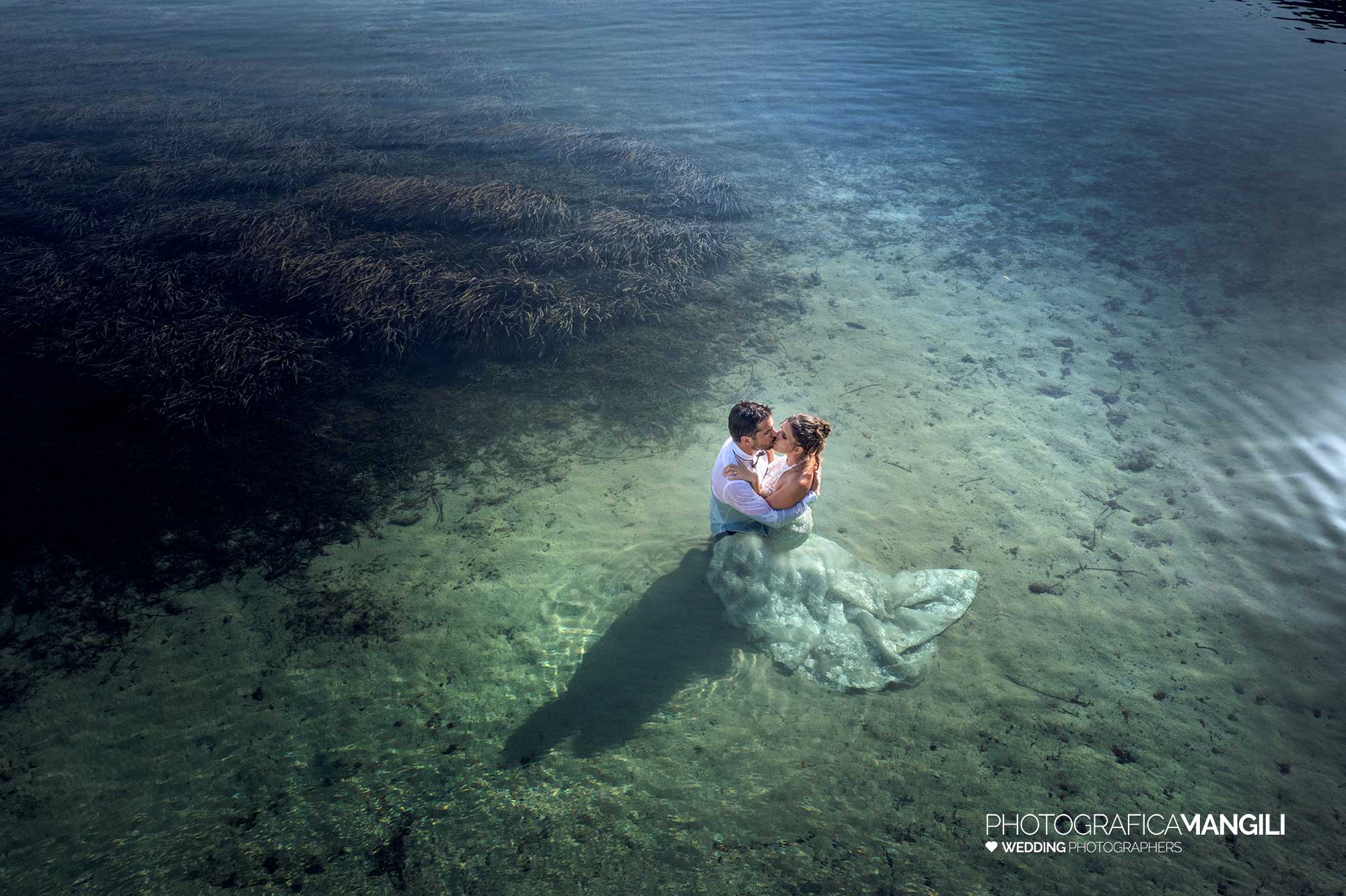027 fotografo matrimonio reportage destination wedding italy sposi mare spiaggia siracusa trash the dress sicilia italia 027 fotografo matrimonio reportage destination wedding italy sposi mare spiaggia siracusa trash the dress sicilia italia