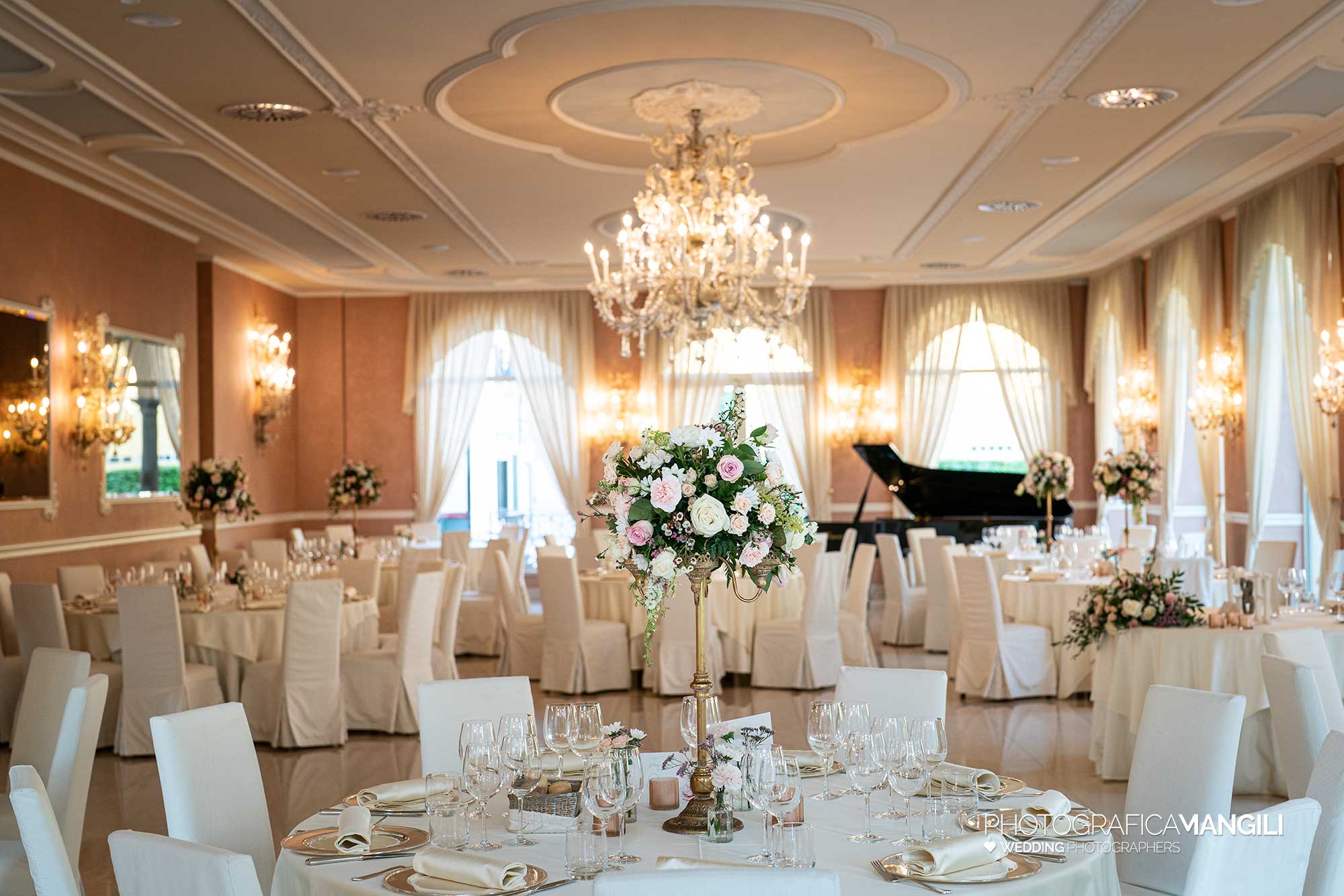 029 fotografo matrimonio reportage wedding dettaglio tavoli dala pranzo sposi villa mattioli lesmo monza brianza 029 fotografo matrimonio reportage wedding dettaglio tavoli dala pranzo sposi villa mattioli lesmo monza brianza