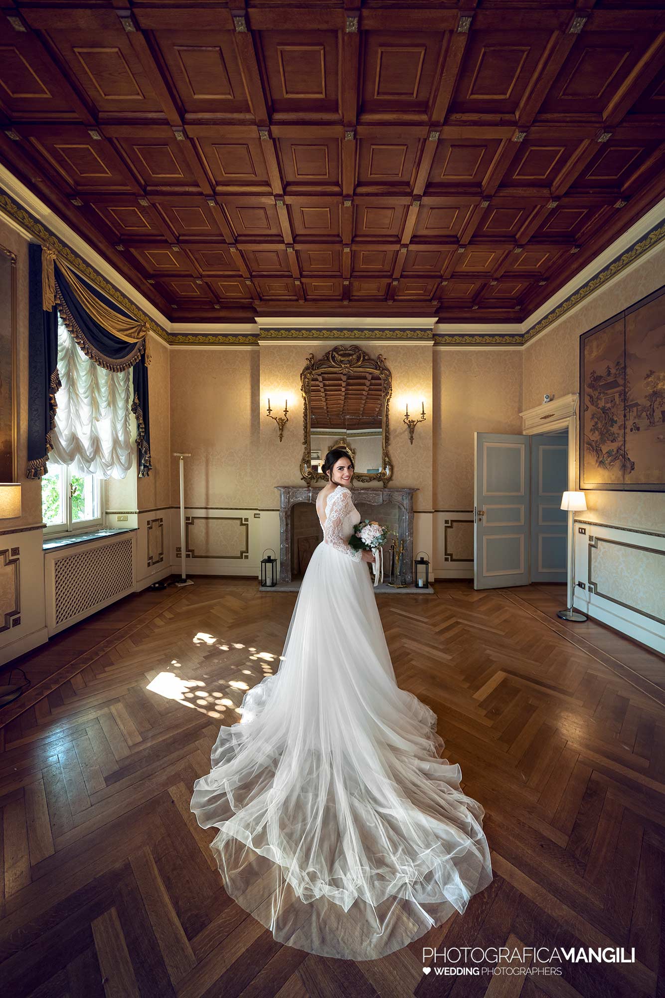 030 fotografo matrimonio reportage wedding ritratto sposi abito villa paradeisos carvico varese 030 fotografo matrimonio reportage wedding ritratto sposi abito villa paradeisos carvico varese