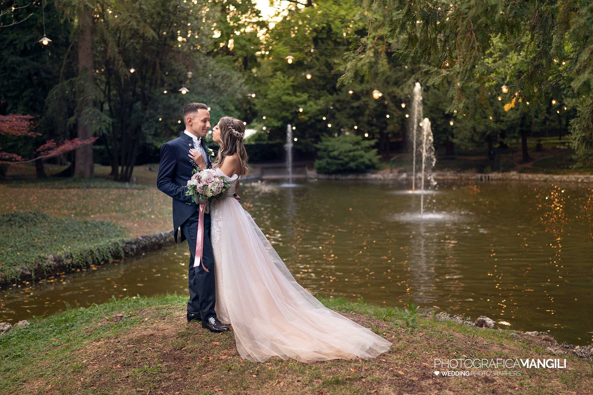 030 reportage foto matrimonio wedding ritratto sposi laghetto villa acquaroli carvico bergamo 1 030 reportage foto matrimonio wedding ritratto sposi laghetto villa acquaroli carvico bergamo 1