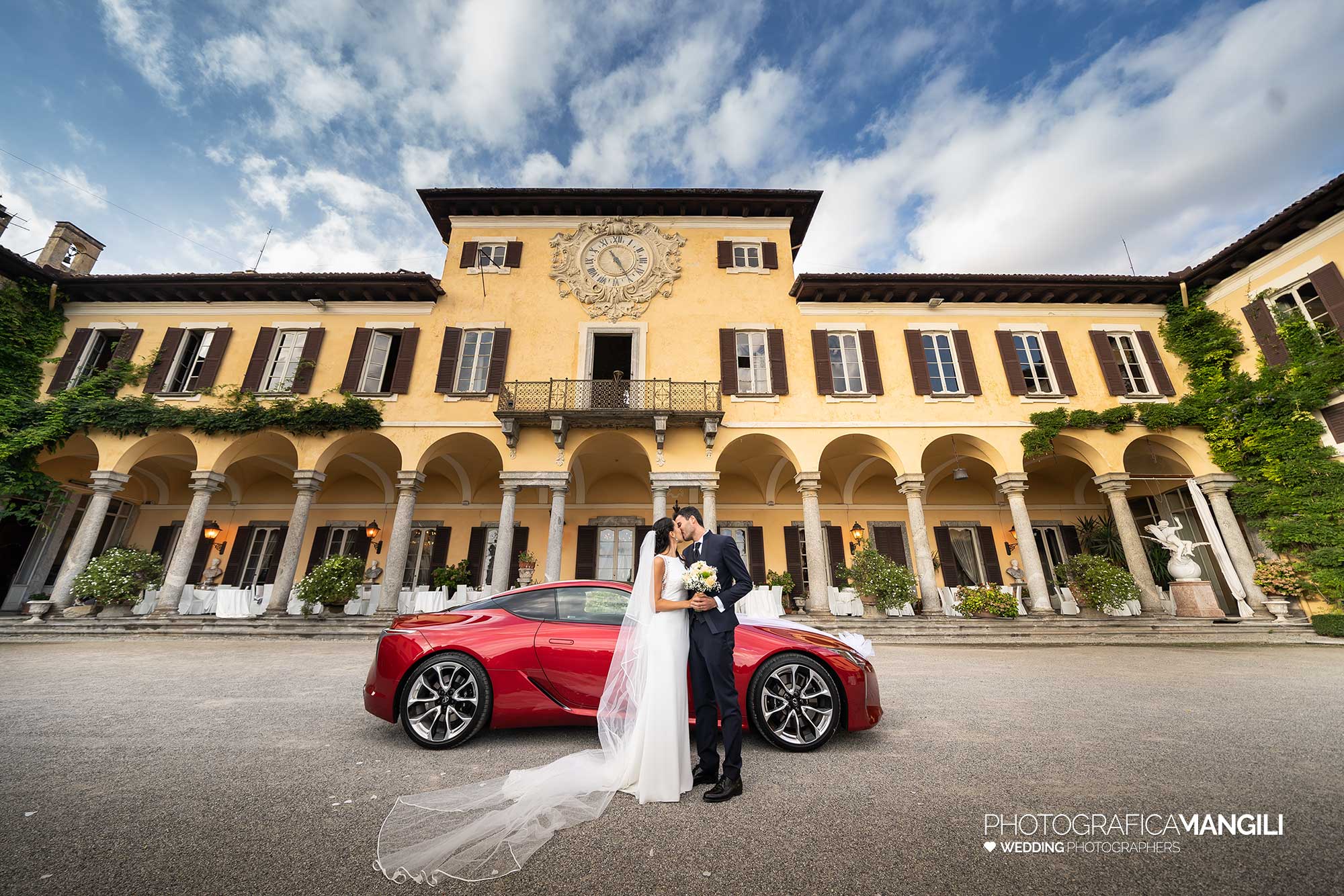 031 reportage foto matrimonio wedding ritratto sposi panoramica macchina villa orsini colonna imbersago lecco 031 reportage foto matrimonio wedding ritratto sposi panoramica macchina villa orsini colonna imbersago lecco