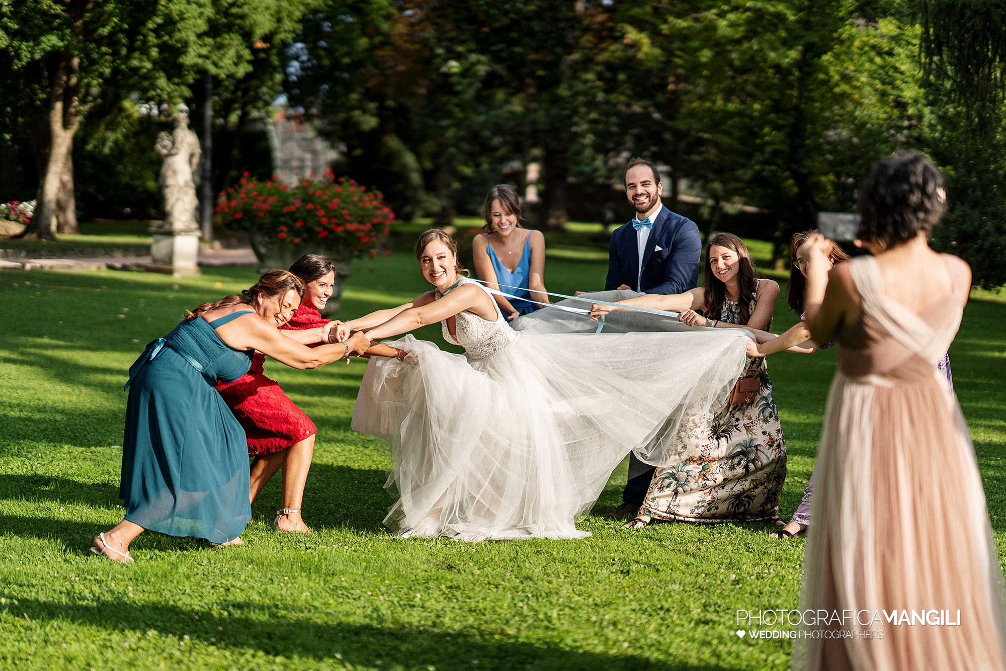 035 fotografo matrimonio reportage wedding sposi bouquet villa mattioli lesmo monza brianza 035 fotografo matrimonio reportage wedding sposi bouquet villa mattioli lesmo monza brianza