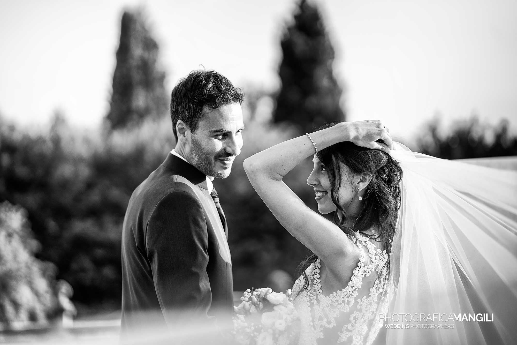 035 reportage foto matrimonio wedding ritratto sposi bianco nero villa orsini colonna imbersago lecco 035 reportage foto matrimonio wedding ritratto sposi bianco nero villa orsini colonna imbersago lecco