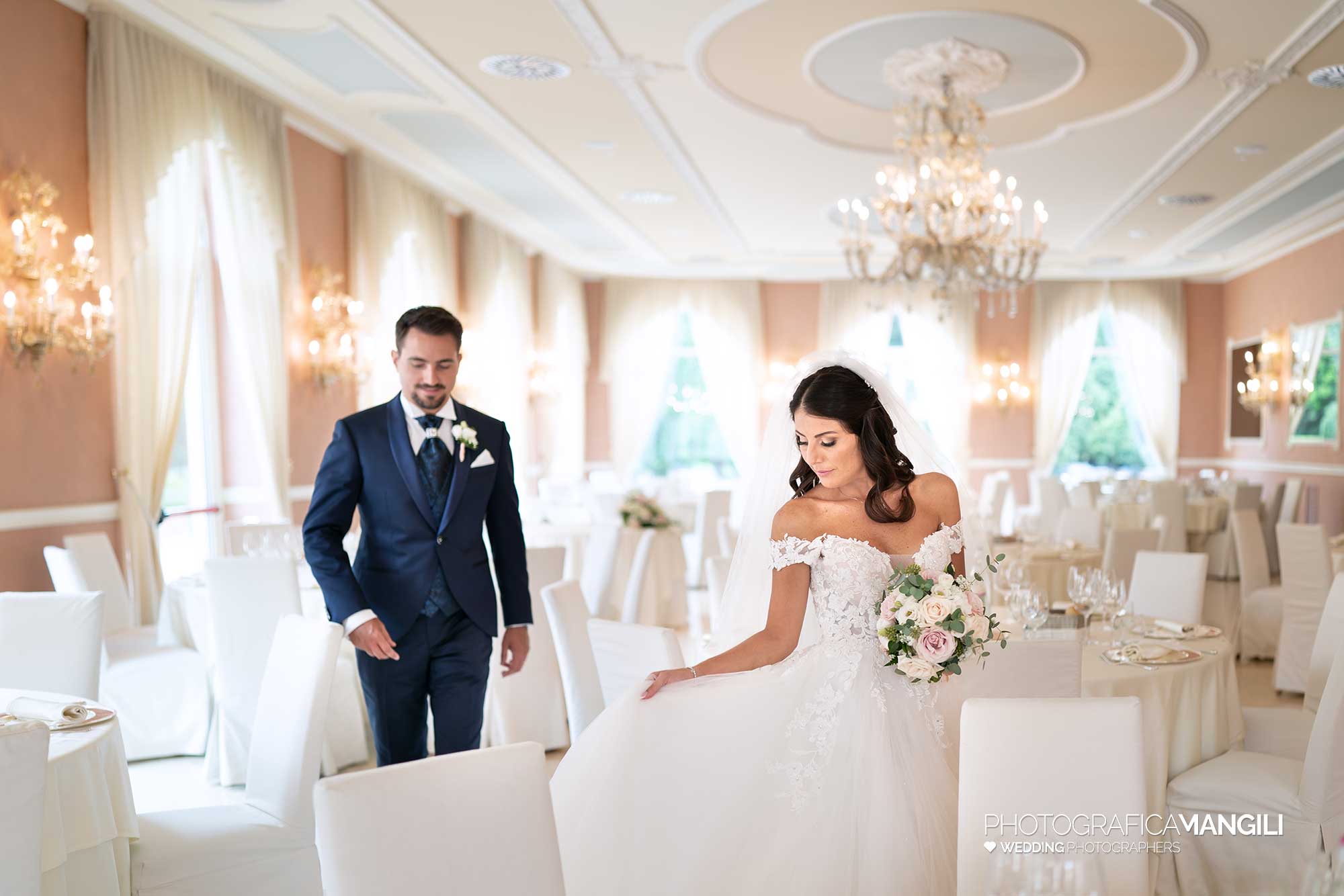 036 fotografo matrimonio reportage wedding ritratto sala pranzo sposi villa mattioli lesmo monza brianza 036 fotografo matrimonio reportage wedding ritratto sala pranzo sposi villa mattioli lesmo monza brianza