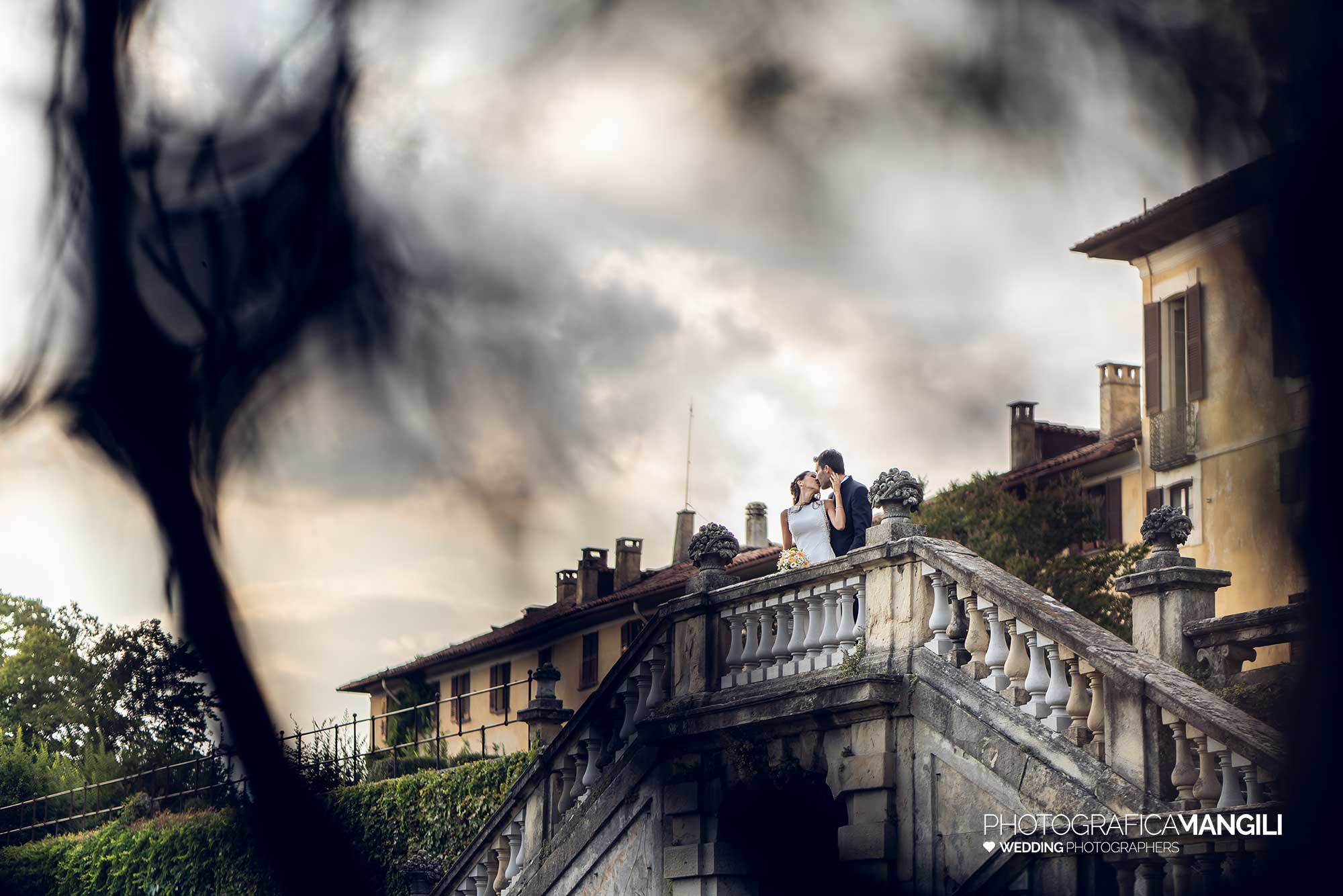 039 reportage foto matrimonio wedding ritratto sposi villa orsini colonna imbersago lecco 039 reportage foto matrimonio wedding ritratto sposi villa orsini colonna imbersago lecco