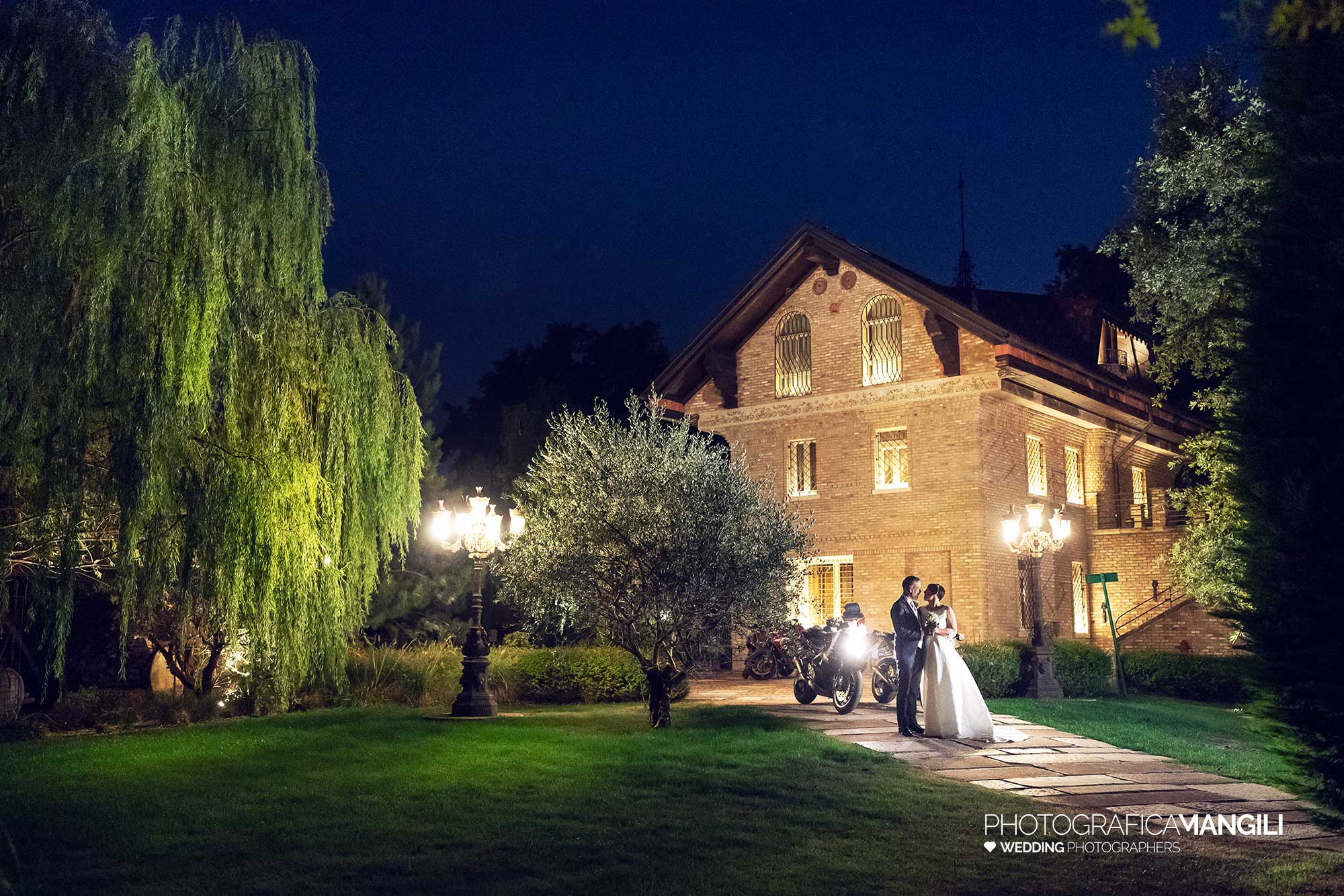 043 fotografo matrimonio reportage wedding ritratto panoramica sposi il nuovo bosco novedrate como 043 fotografo matrimonio reportage wedding ritratto panoramica sposi il nuovo bosco novedrate como