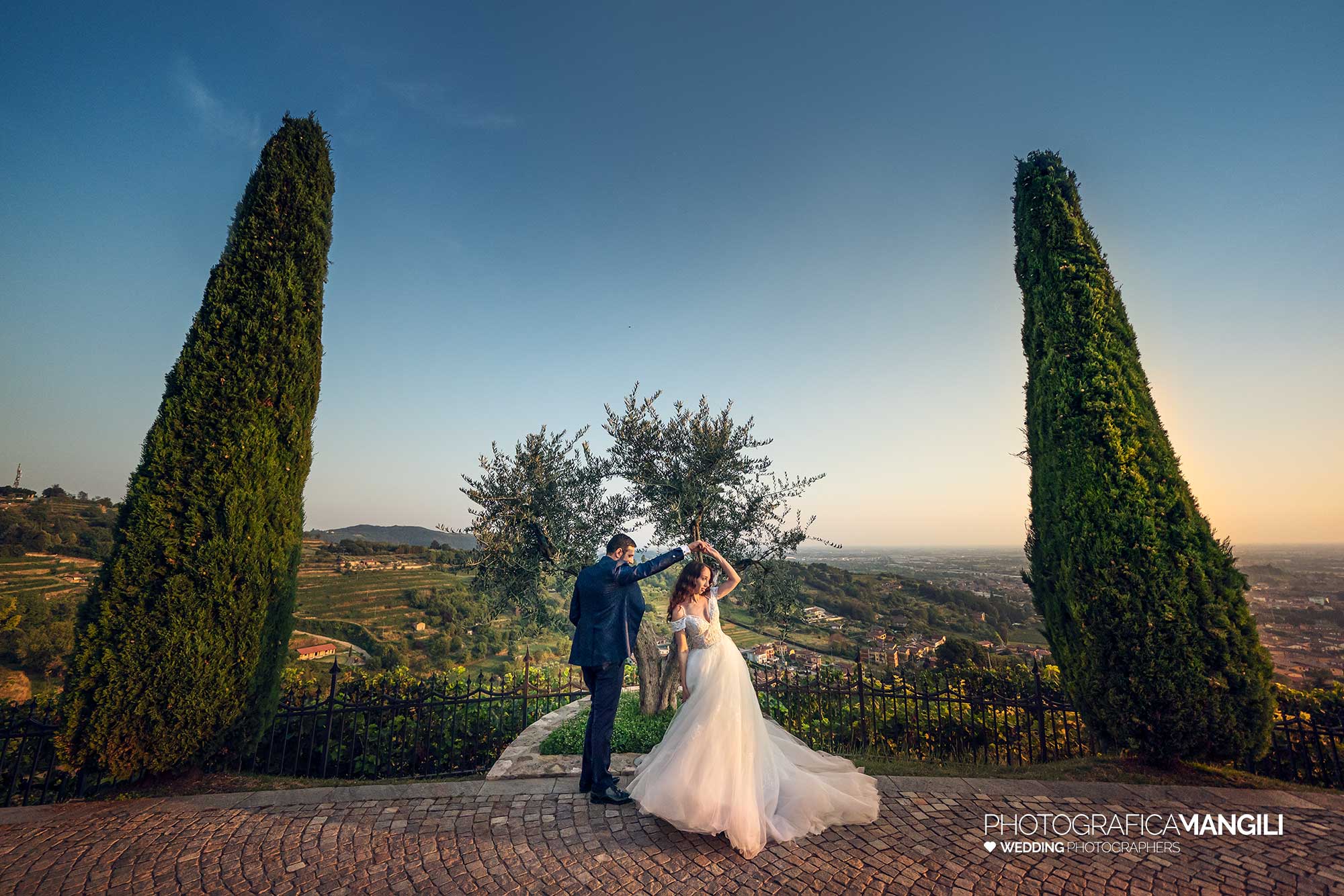 051 fotografo matrimonio reportage wedding sposi ritratto villa mattioli lesmo monza brianza 051 fotografo matrimonio reportage wedding sposi ritratto villa mattioli lesmo monza brianza