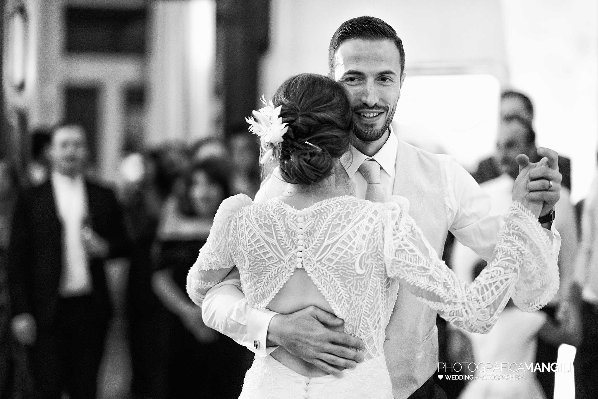 053 fotografo matrimonio reportage wedding ritratto sposi balli villa geno como 053 fotografo matrimonio reportage wedding ritratto sposi balli villa geno como