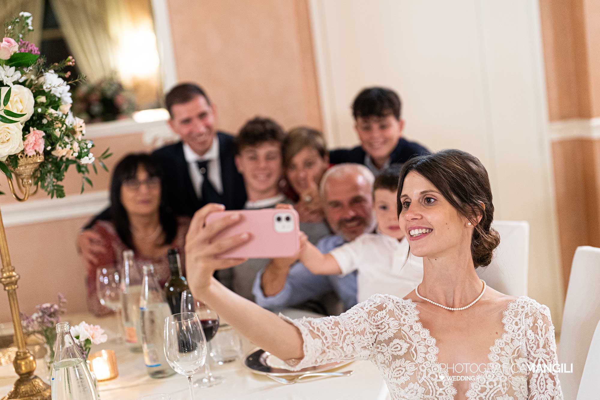 054 fotografo matrimonio reportage wedding ritratto sposi selfie villa mattioli lesmo monza brianza 054 fotografo matrimonio reportage wedding ritratto sposi selfie villa mattioli lesmo monza brianza