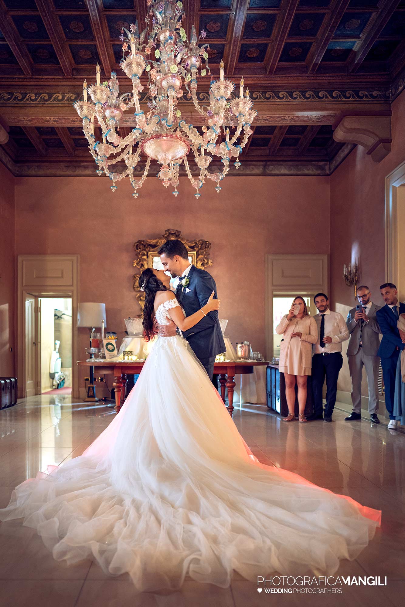 062 fotografo matrimonio reportage wedding ritratto sposi balli villa mattioli lesmo monza brianza 062 fotografo matrimonio reportage wedding ritratto sposi balli villa mattioli lesmo monza brianza