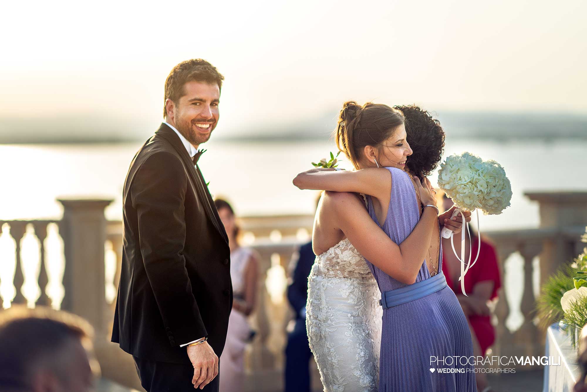 068 fotografo matrimonio reportage destination wedding italy sposi rito civile mare spiaggia siracusa gran hotel minareto sicilia italia 068 fotografo matrimonio reportage destination wedding italy sposi rito civile mare spiaggia siracusa gran hotel minareto sicilia italia