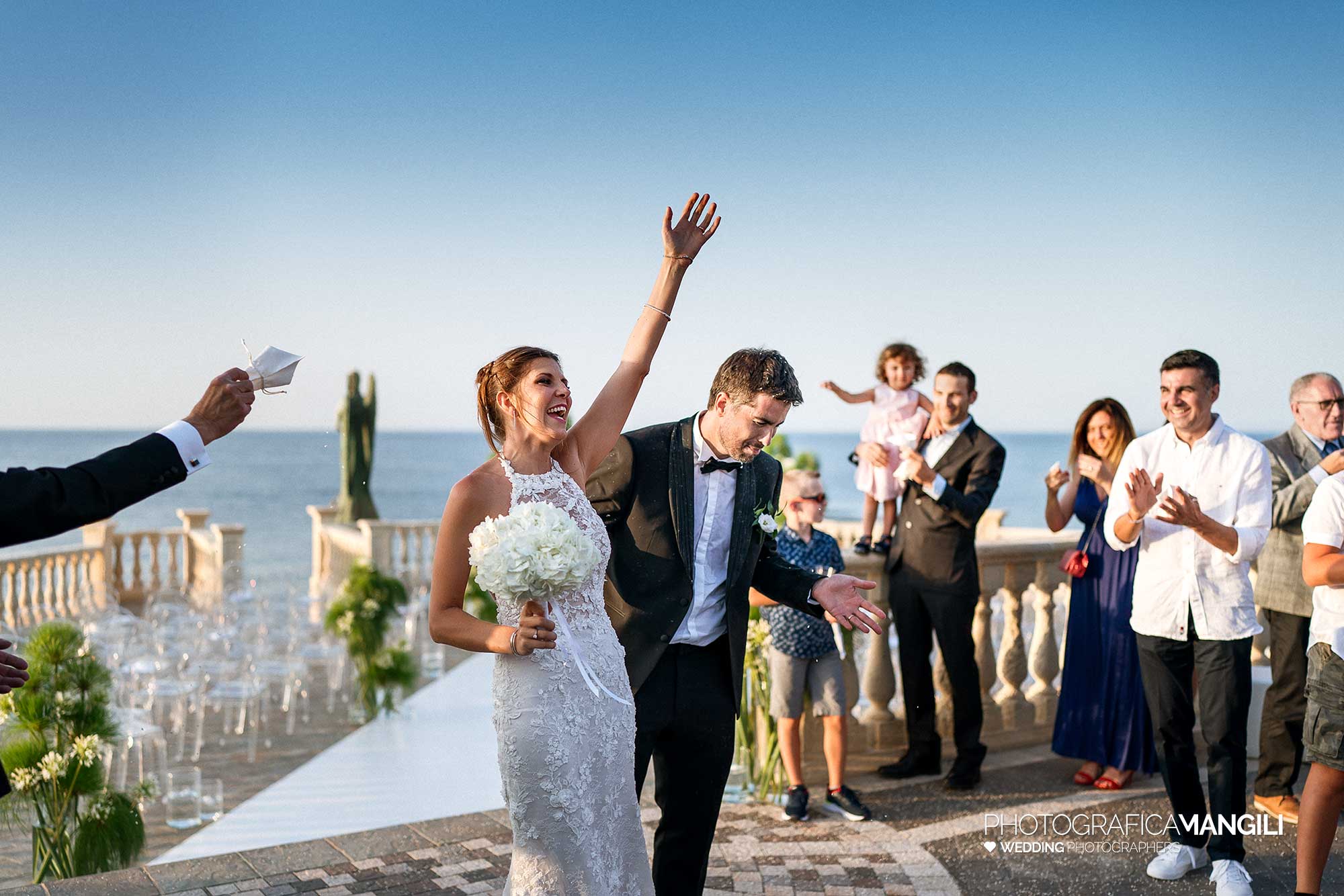 070 fotografo matrimonio reportage destination wedding italy sposi cerimonia civile mare spiaggia siracusa gran hotel minareto sicilia italia 070 fotografo matrimonio reportage destination wedding italy sposi cerimonia civile mare spiaggia siracusa gran hotel minareto sicilia italia