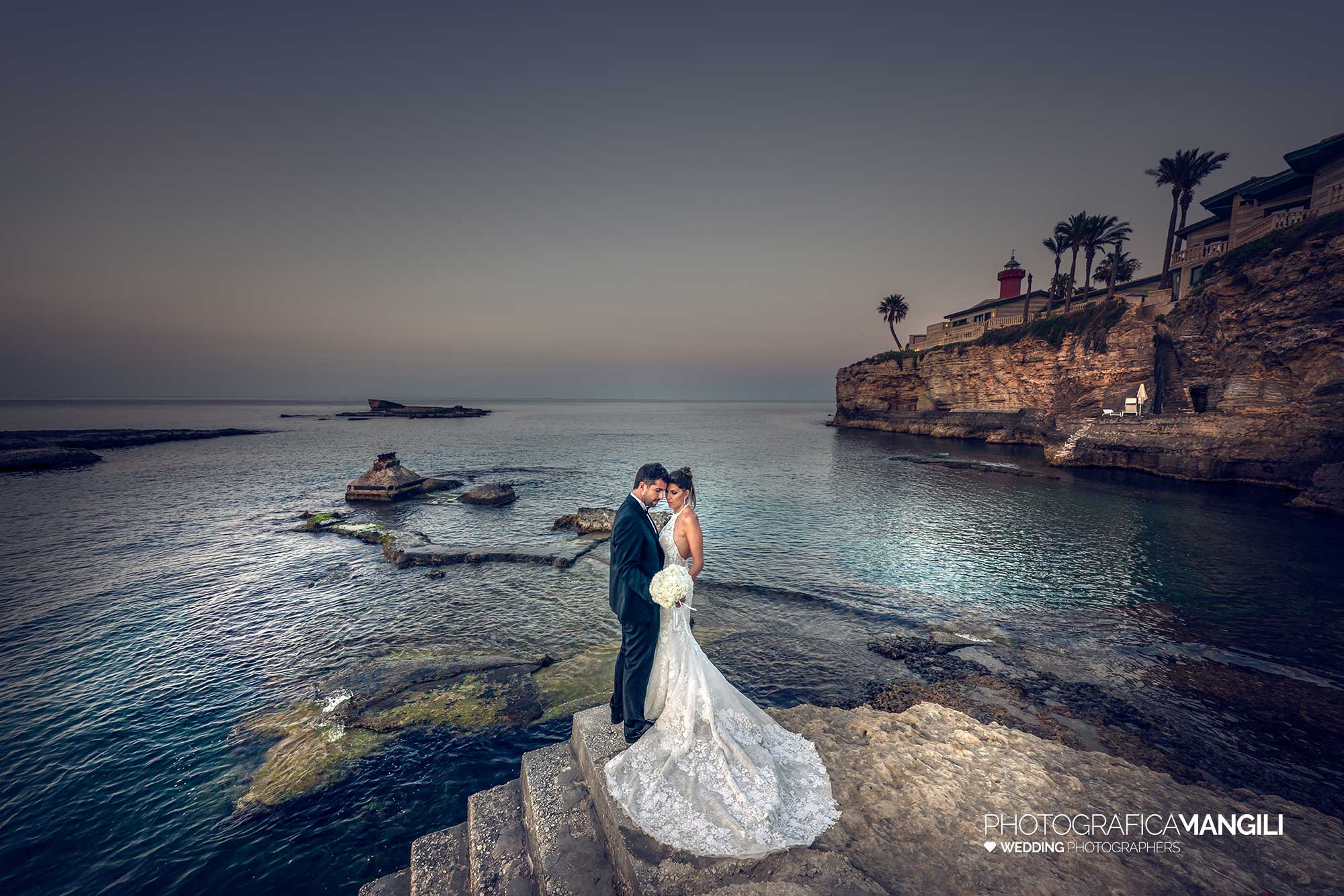 084 fotografo matrimonio romantico reportage destination wedding italy sposi mare spiaggia siracusa gran hotel minareto sicilia italia 084 fotografo matrimonio romantico reportage destination wedding italy sposi mare spiaggia siracusa gran hotel minareto sicilia italia