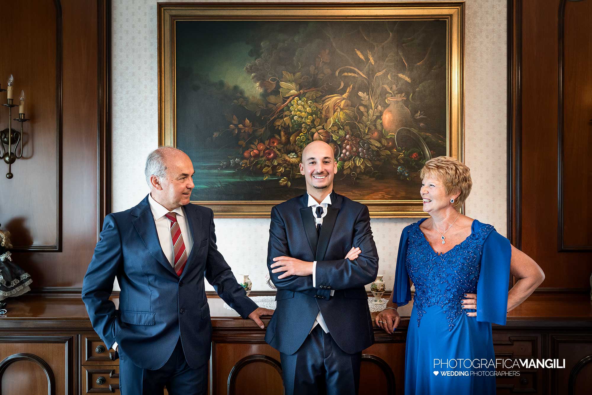 004 fotografo matrimonio reportage wedding preparazione famiglia sposo lissone milano 1 004 fotografo matrimonio reportage wedding preparazione famiglia sposo lissone milano 1