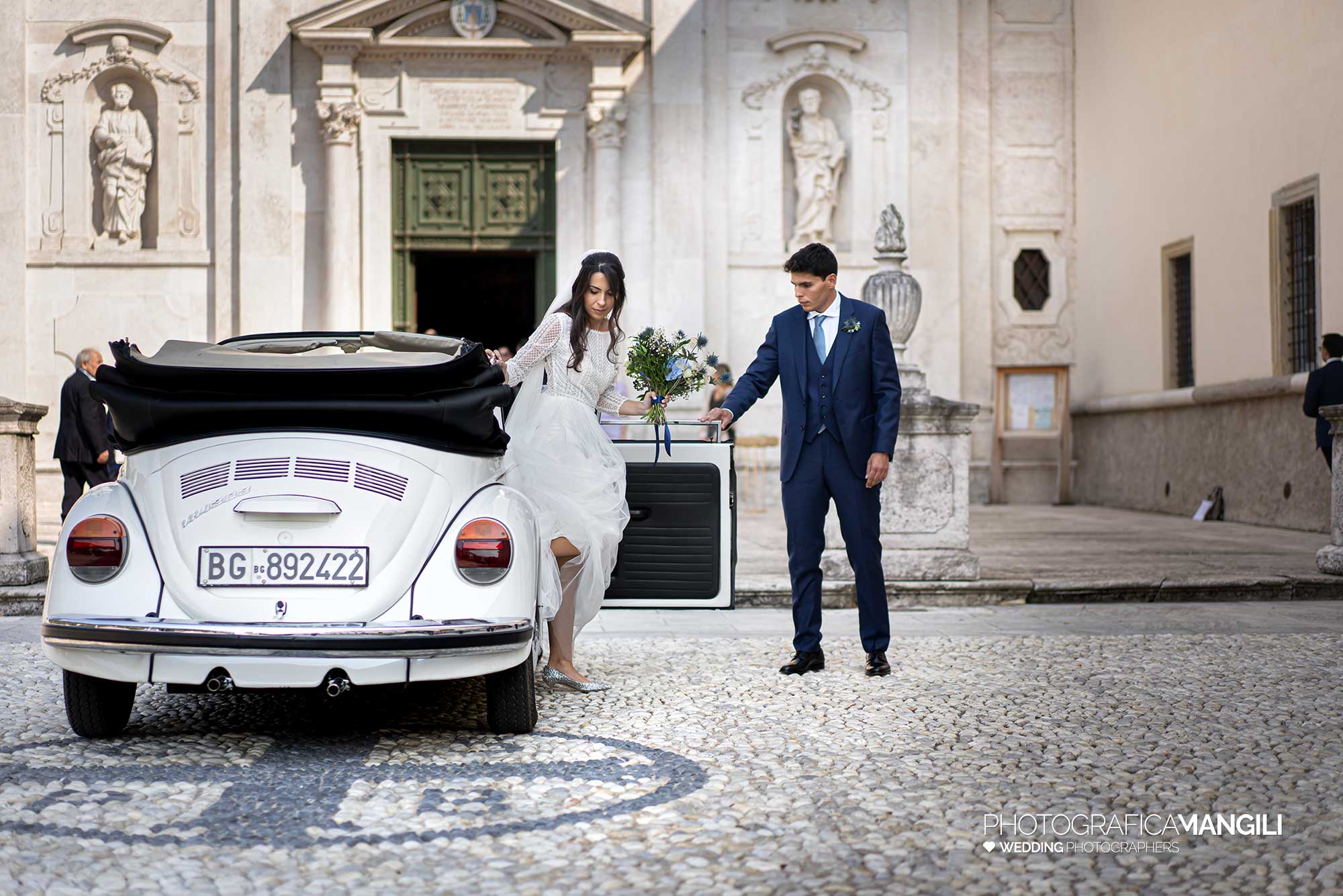 014 fotografo matrimonio reportage wedding sposa arrivo macchina ritratto chiesa cerimonia rito religioso san paolo d argon bergamo 014 fotografo matrimonio reportage wedding sposa arrivo macchina ritratto chiesa cerimonia rito religioso san paolo d argon bergamo