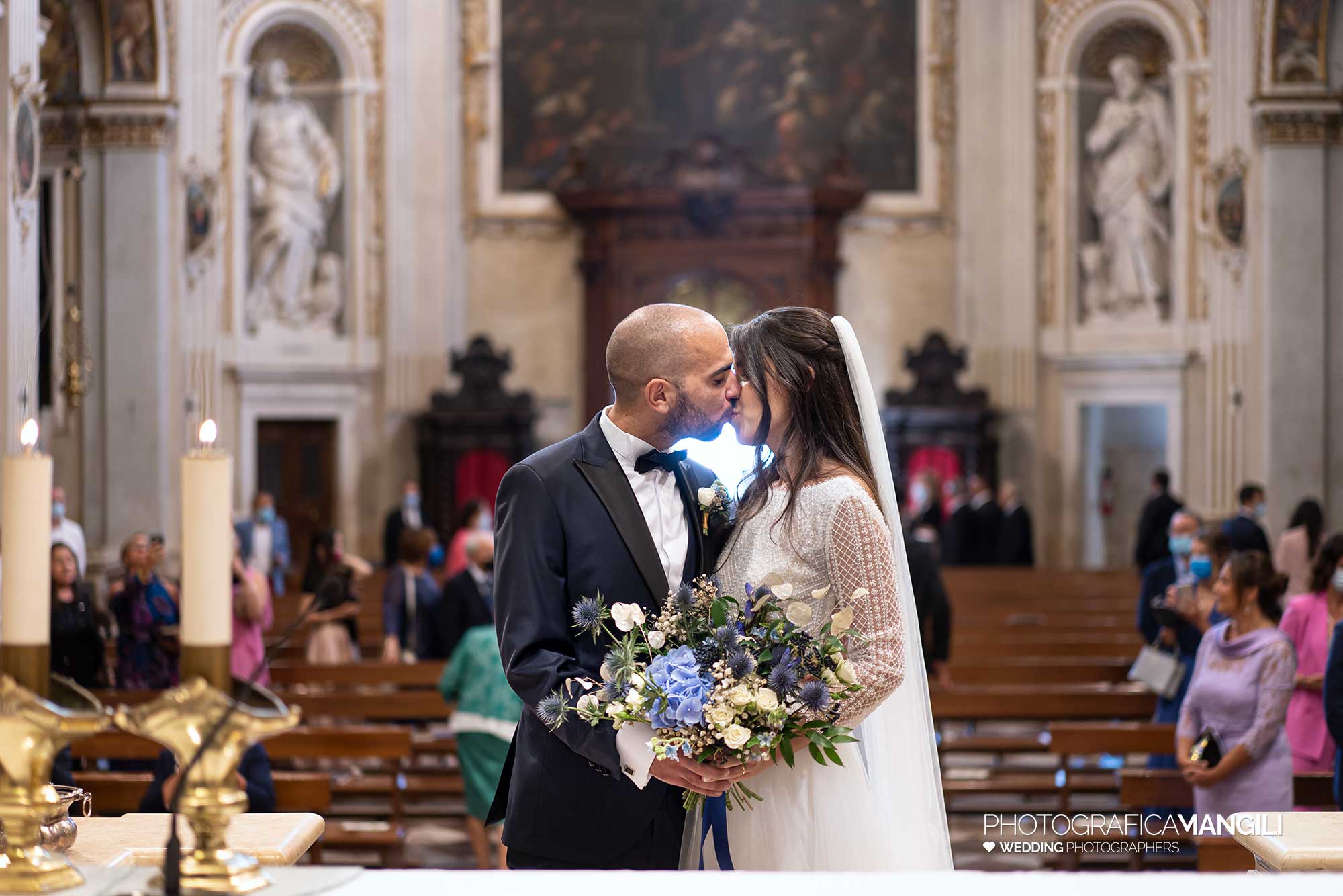 020 fotografo matrimonio reportage wedding sposi bacio ritratto chiesa cerimonia rito religioso san paolo d argon bergamo 020 fotografo matrimonio reportage wedding sposi bacio ritratto chiesa cerimonia rito religioso san paolo d argon bergamo