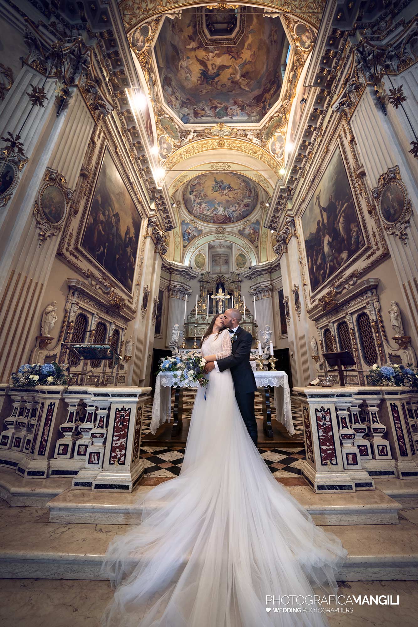 021 fotografo matrimonio reportage wedding sposi ritratto altare chiesa cerimonia rito religioso san paolo d argon bergamo 021 fotografo matrimonio reportage wedding sposi ritratto altare chiesa cerimonia rito religioso san paolo d argon bergamo