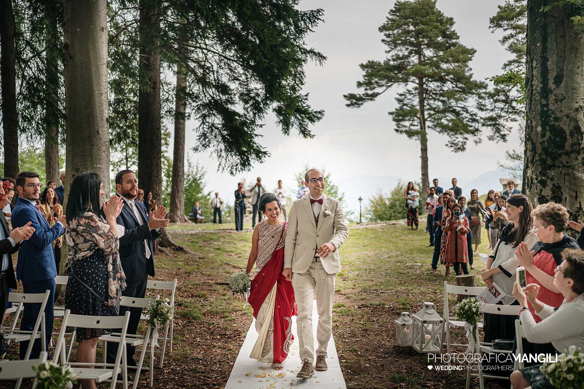 021 fotografo matrimonio reportage wedding sposi ritratto ingresso cerimonia rito civile villa pietraluna bellagio como 021 fotografo matrimonio reportage wedding sposi ritratto ingresso cerimonia rito civile villa pietraluna bellagio como