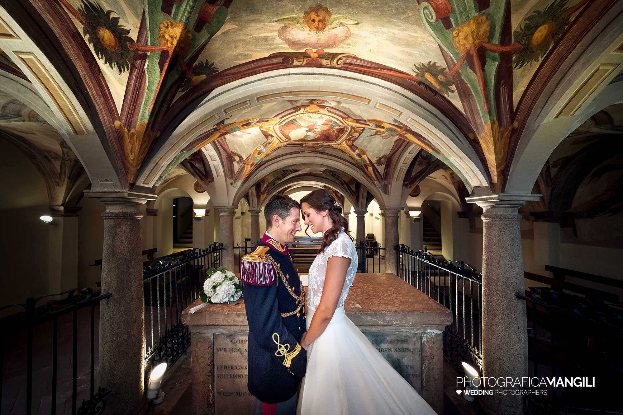 024 fotografo matrimonio reportage real wedding rito religioso chiesa ritratto sposi milano 024 fotografo matrimonio reportage real wedding rito religioso chiesa ritratto sposi milano