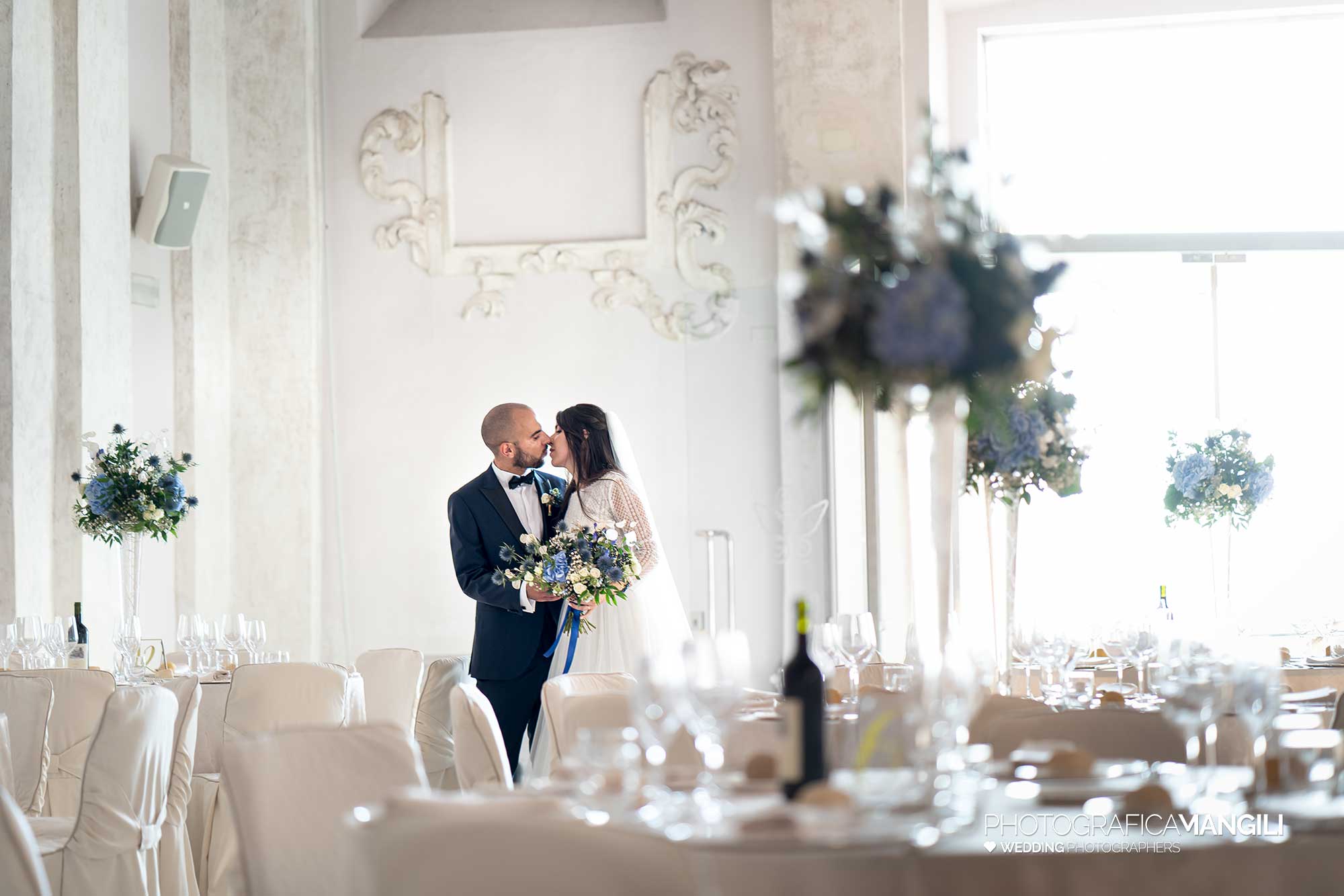 026 fotografo matrimonio reportage wedding sposi sala pranzo ritratto castello degli angeli carobbio degli angeli bergamo 026 fotografo matrimonio reportage wedding sposi sala pranzo ritratto castello degli angeli carobbio degli angeli bergamo