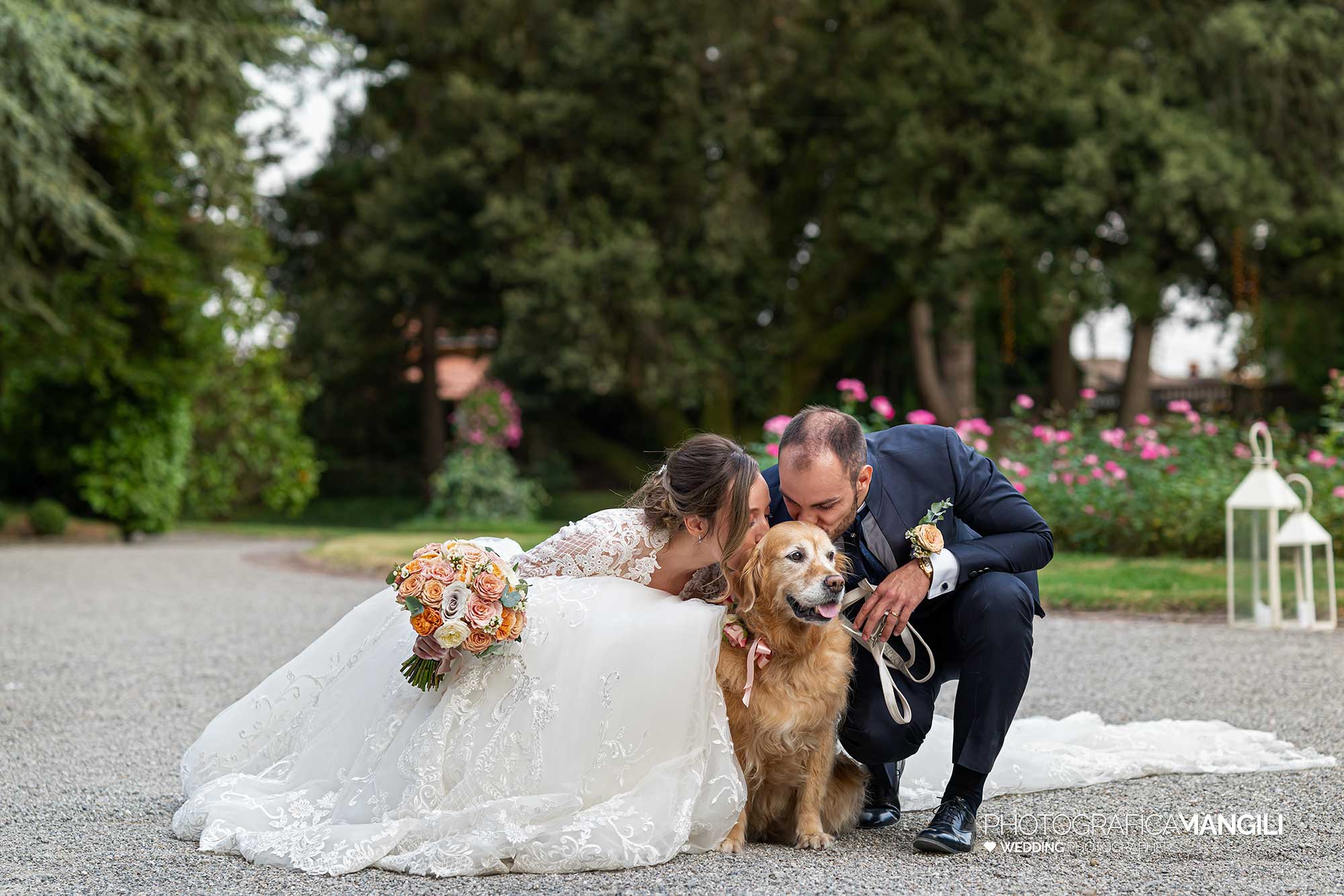 030 fotografo matrimonio reportage wedding sposi cane miglior amico villa acquaroli carvico bergamo 030 fotografo matrimonio reportage wedding sposi cane miglior amico villa acquaroli carvico bergamo