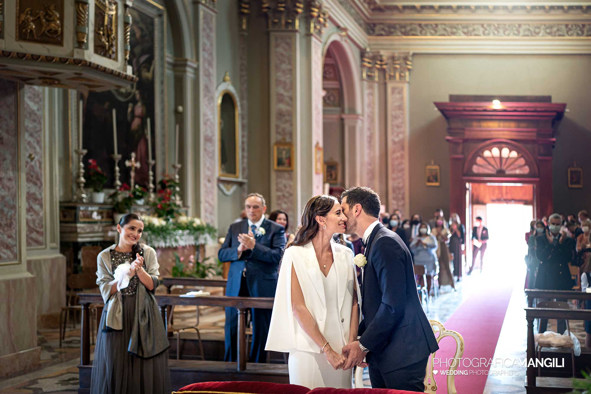 030 fotografo matrimonio reportage wedding sposi rito religioso chiesa castello rossino calolziocorte lecco lago como 030 fotografo matrimonio reportage wedding sposi rito religioso chiesa castello rossino calolziocorte lecco lago como