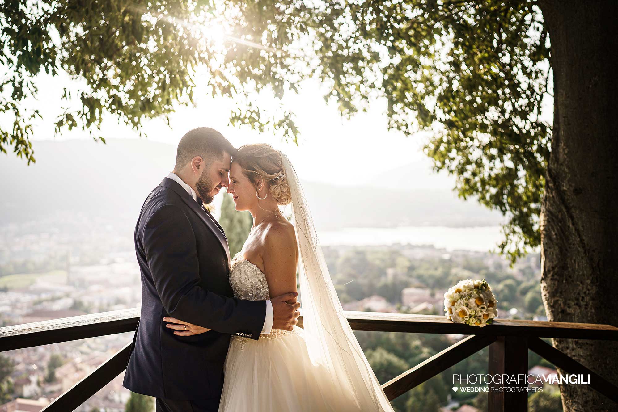 030 fotografo matrimonio reportage wedding sposi ritratto romantico castello rossino calolziocorte lecco lago como 030 fotografo matrimonio reportage wedding sposi ritratto romantico castello rossino calolziocorte lecco lago como
