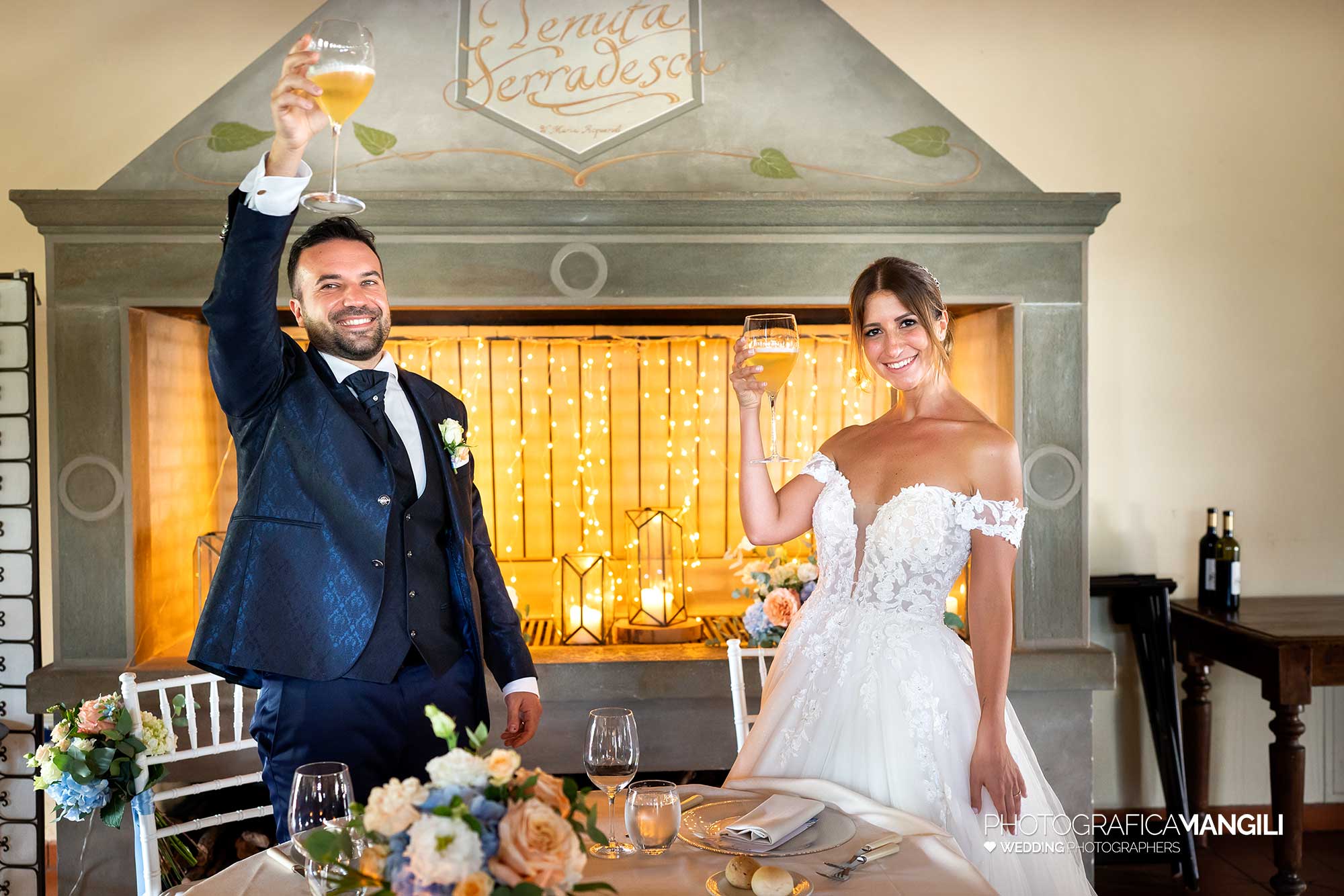 031 fotografo matrimonio reportage wedding sposi bacio brindisi tenuta serradesca scanzorosciate bergamo 031 fotografo matrimonio reportage wedding sposi bacio brindisi tenuta serradesca scanzorosciate bergamo