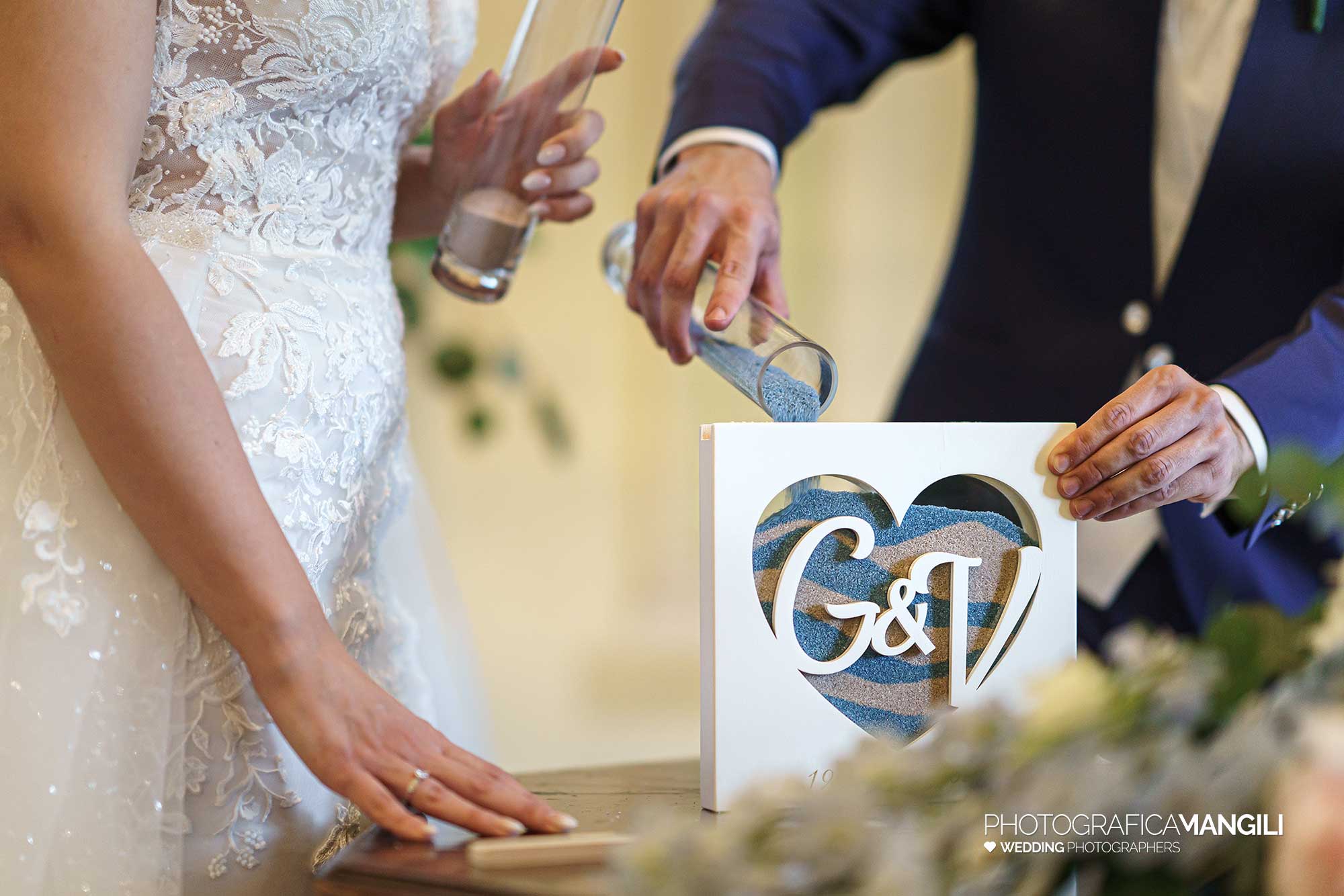 031 fotografo matrimonio reportage wedding sposi cerimonia civile rito sabbia villa ex magni rizzoli canzo como 031 fotografo matrimonio reportage wedding sposi cerimonia civile rito sabbia villa ex magni rizzoli canzo como