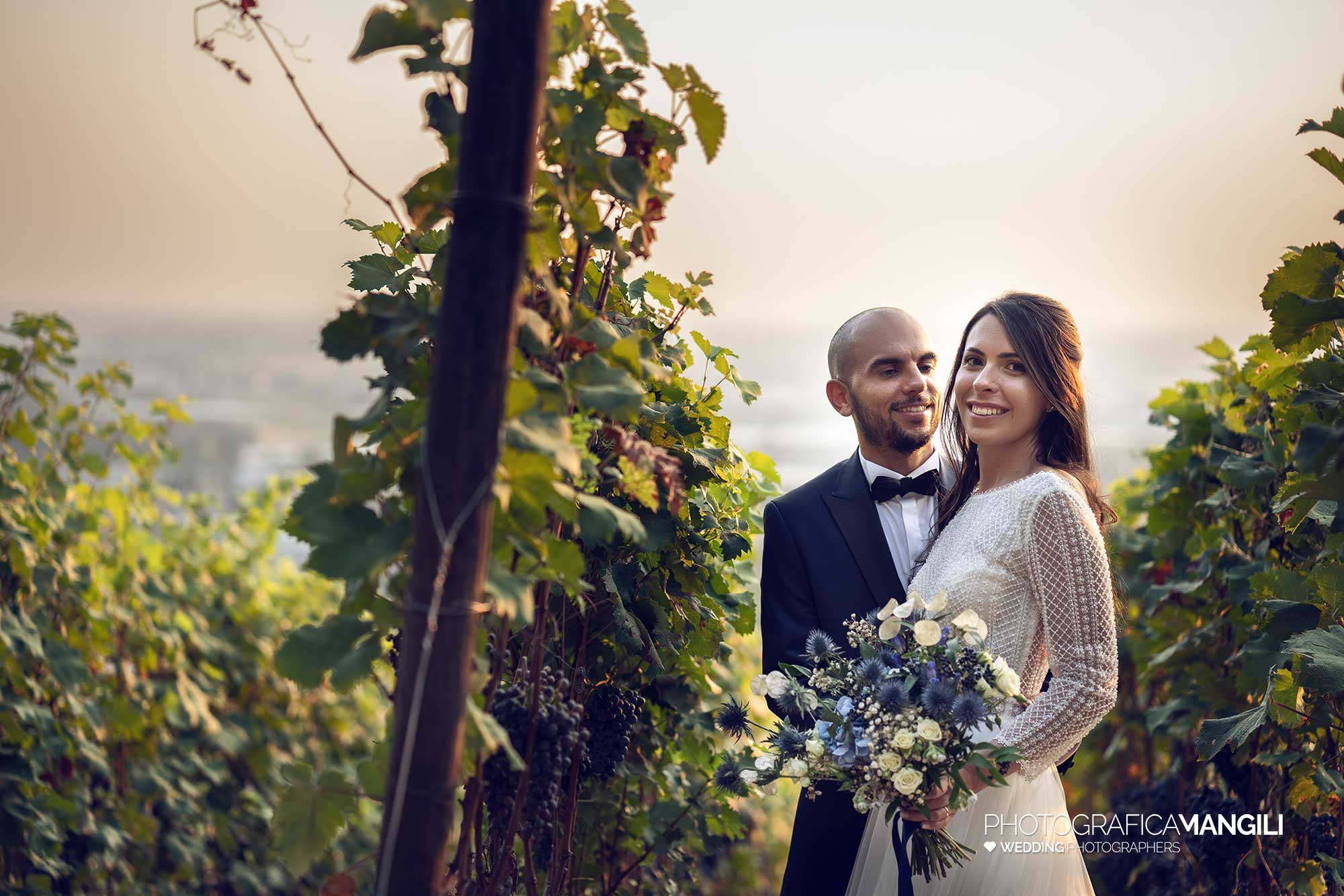 033 fotografo matrimonio reportage wedding sposi vigneto ritratto castello degli angeli carobbio degli angeli bergamo 033 fotografo matrimonio reportage wedding sposi vigneto ritratto castello degli angeli carobbio degli angeli bergamo