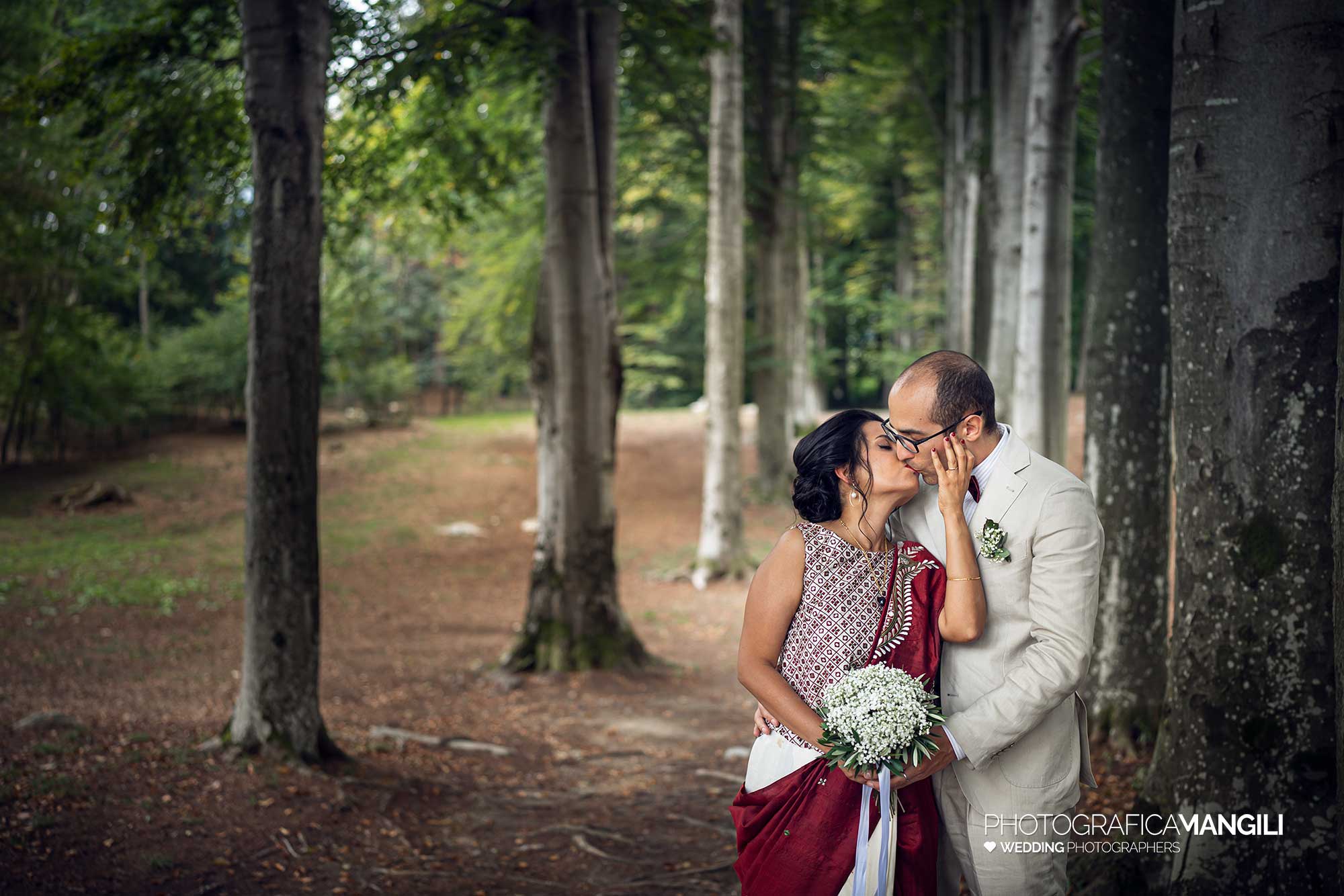 034 fotografo matrimonio reportage wedding sposi bacio ritratto villa pietraluna bellagio como 034 fotografo matrimonio reportage wedding sposi bacio ritratto villa pietraluna bellagio como