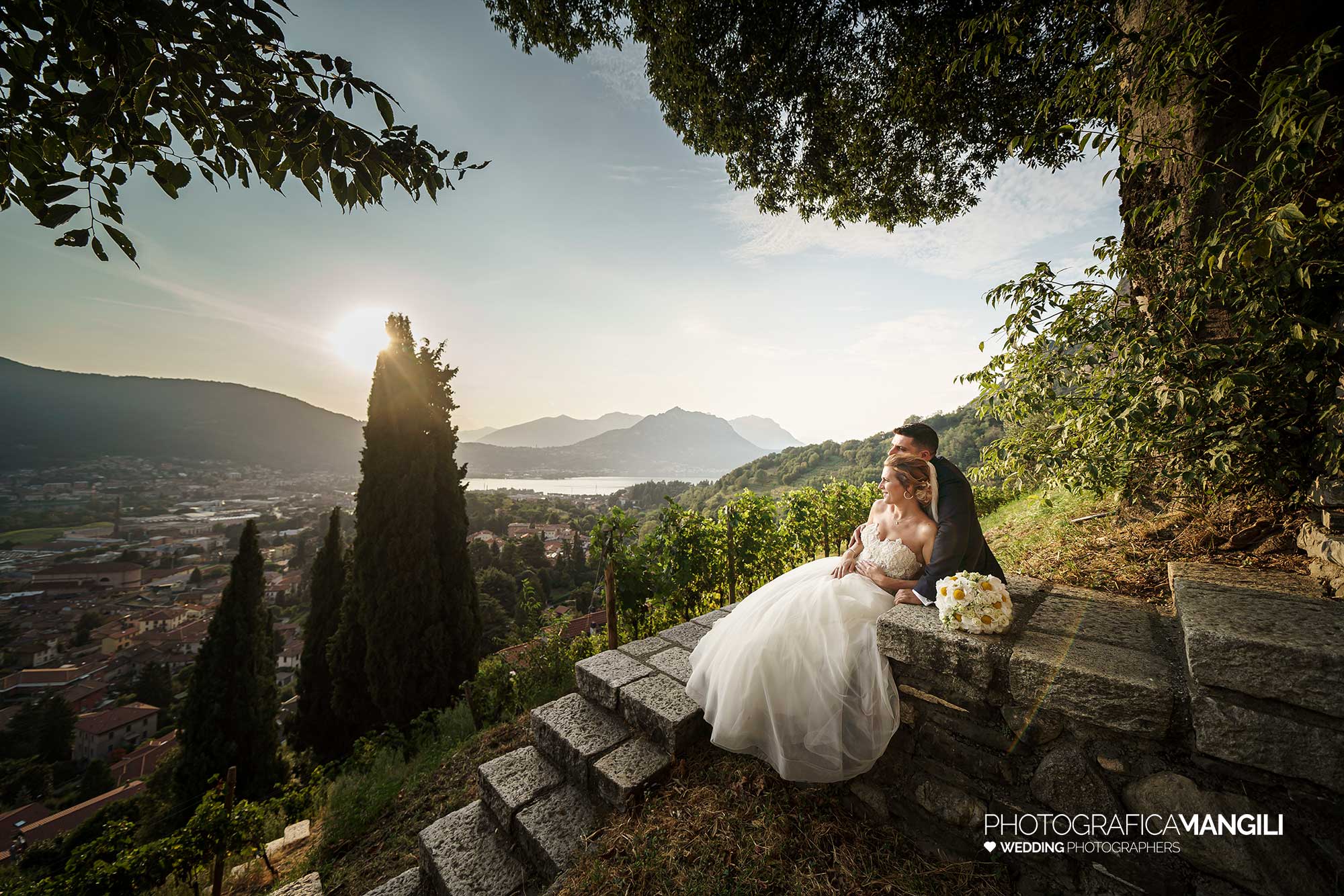 035 fotografo matrimonio reportage wedding sposi panorama castello rossino calolziocorte lecco lago como 035 fotografo matrimonio reportage wedding sposi panorama castello rossino calolziocorte lecco lago como