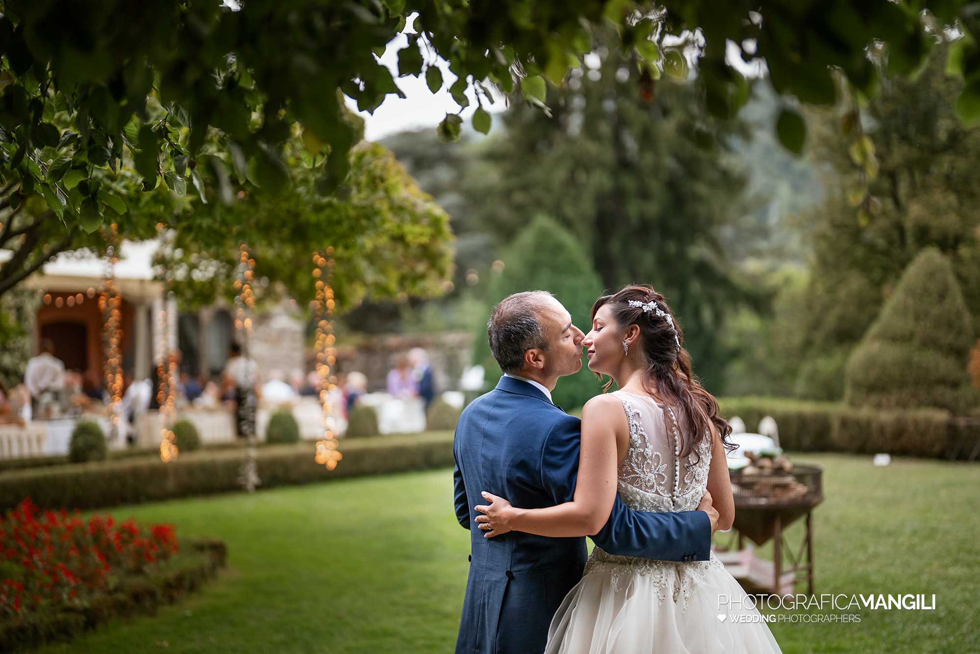 036 fotografo matrimonio reportage wedding sposi bacio castello di monasterolo monasterolo del castello bergamo 036 fotografo matrimonio reportage wedding sposi bacio castello di monasterolo monasterolo del castello bergamo