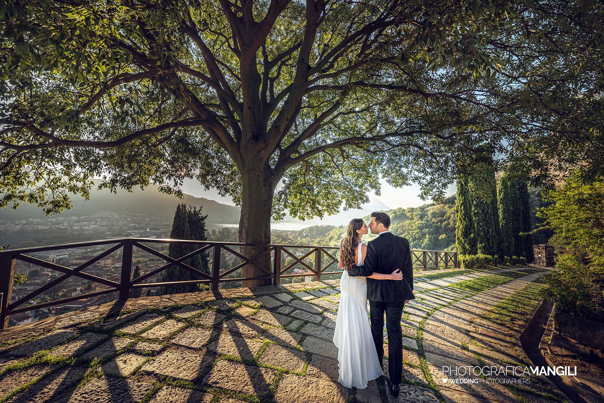 041 fotografo matrimonio reportage wedding ritratto sposi castello rossino calolziocorte lecco lago como 041 fotografo matrimonio reportage wedding ritratto sposi castello rossino calolziocorte lecco lago como
