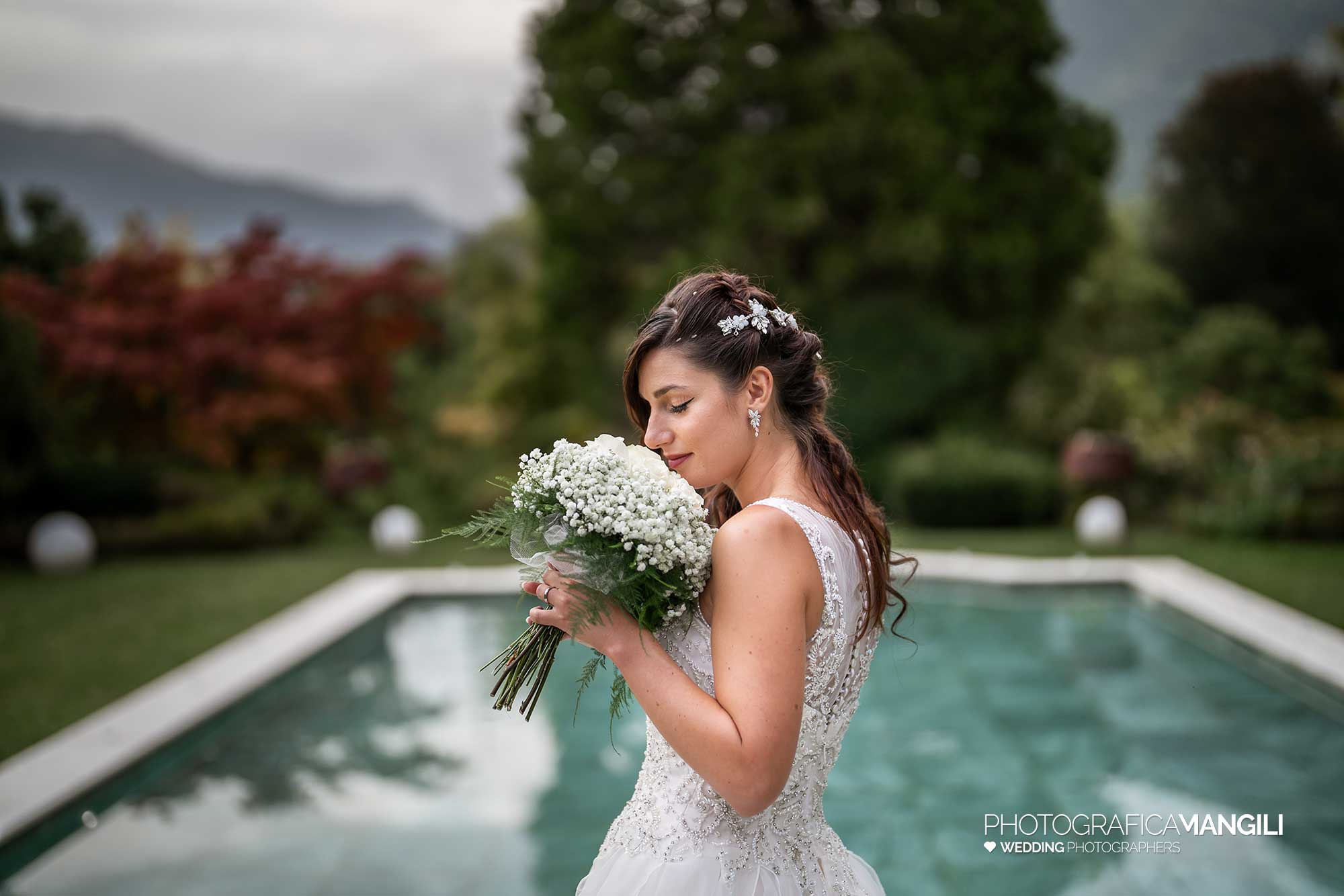 042 fotografo matrimonio reportage wedding sposa bouquet castello di monasterolo monasterolo del castello bergamo 042 fotografo matrimonio reportage wedding sposa bouquet castello di monasterolo monasterolo del castello bergamo