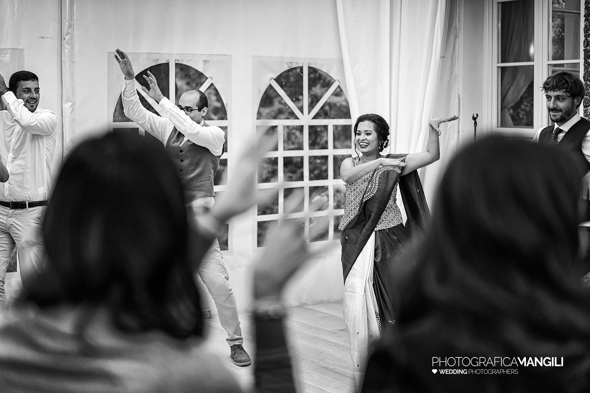 053 fotografo matrimonio reportage wedding sposi ritratto balli villa pietraluna bellagio como 053 fotografo matrimonio reportage wedding sposi ritratto balli villa pietraluna bellagio como