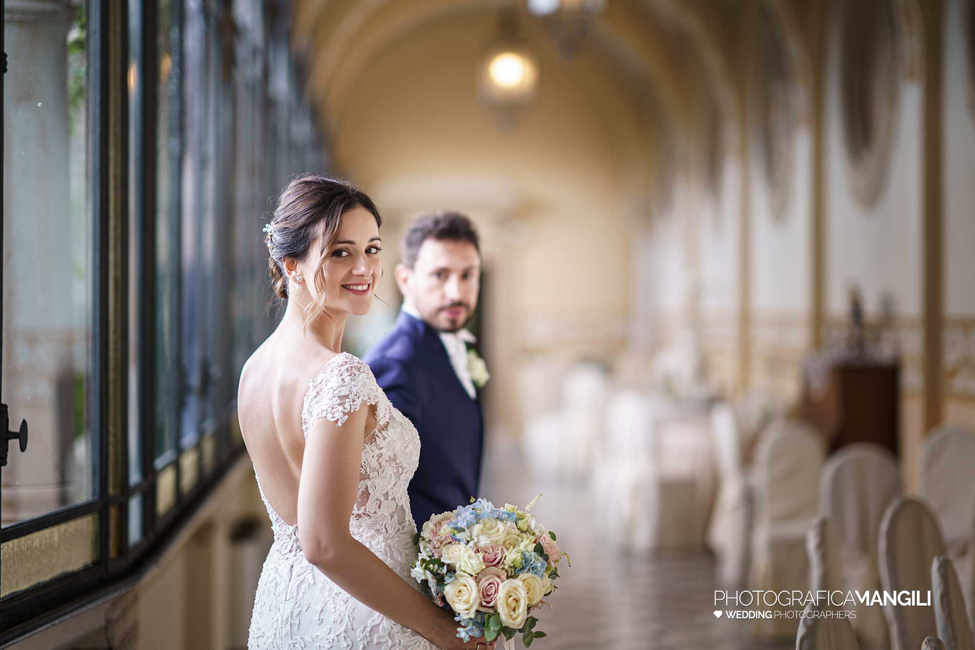 060 fotografo matrimonio reportage wedding ritratto sposi villa ex magni rizzoli canzo como 060 fotografo matrimonio reportage wedding ritratto sposi villa ex magni rizzoli canzo como