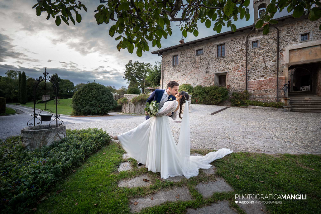 000 fotografo matrimonio reportage wedding ritratto sposi castello cernusco lombardone lecco