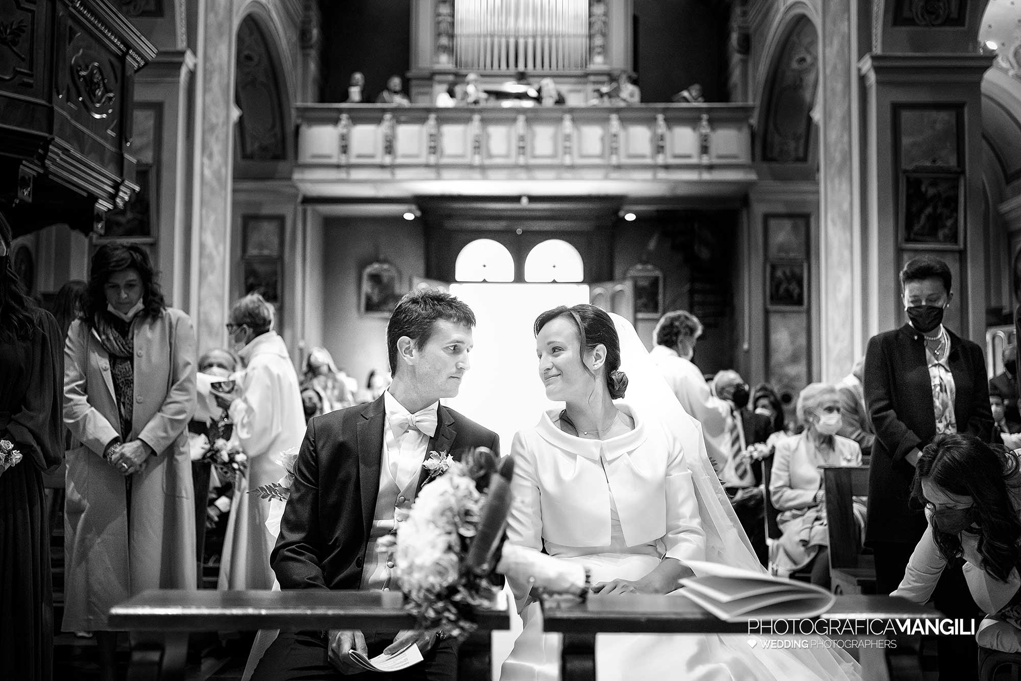 010 fotografo matrimonio wedding reportage sposi cerimonia religiosa chiesa abbadia lariana lecco como lake 010 fotografo matrimonio wedding reportage sposi cerimonia religiosa chiesa abbadia lariana lecco como lake