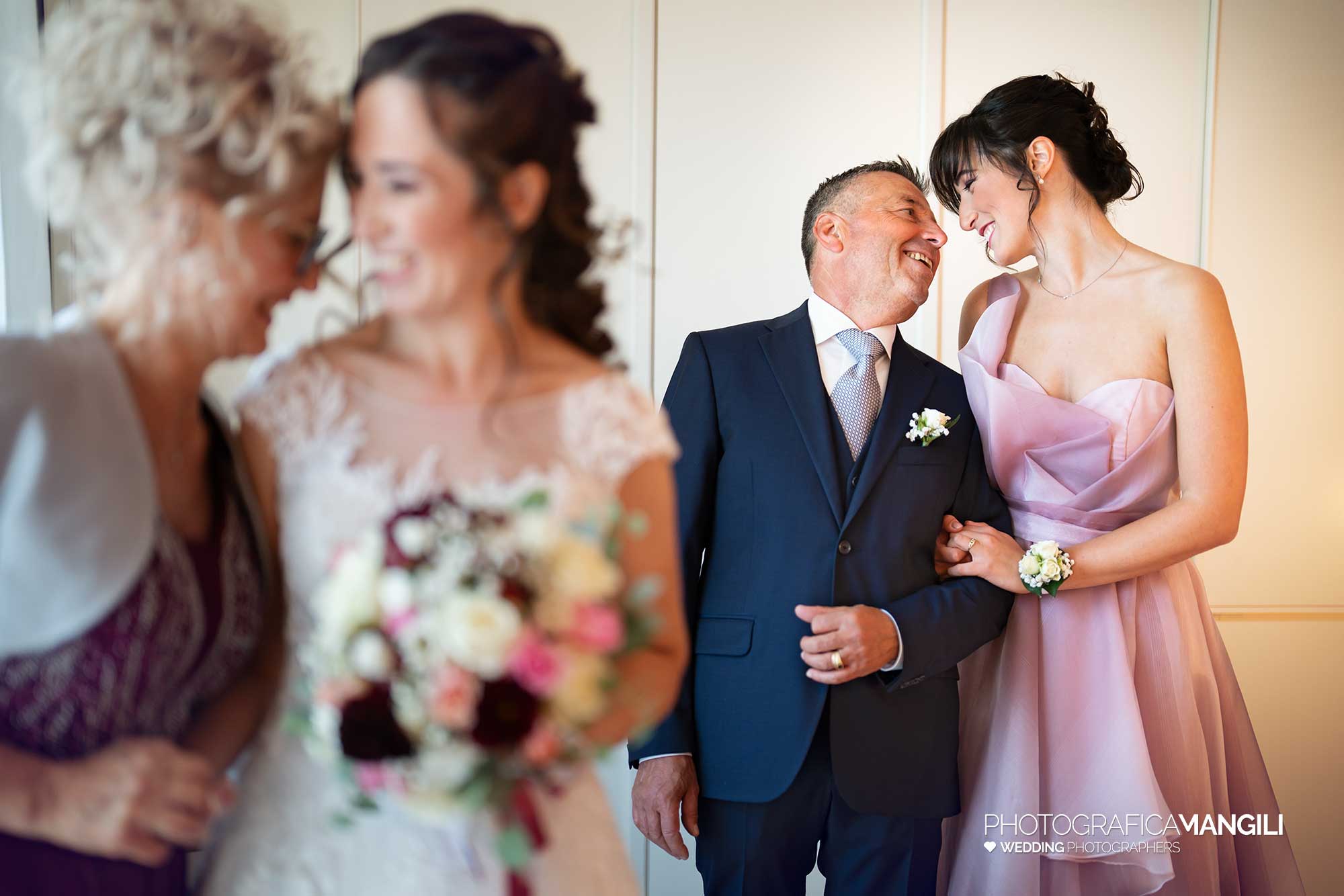 014 fotografo matrimonio wedding reportage preparazione famiglia genitori sposa lecco 014 fotografo matrimonio wedding reportage preparazione famiglia genitori sposa lecco