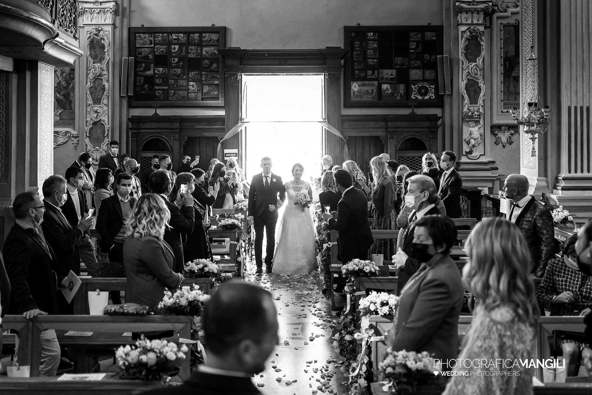 016 foto matrimonio reportage wedding ingresso sposa chiesa brescia 016 foto matrimonio reportage wedding ingresso sposa chiesa brescia