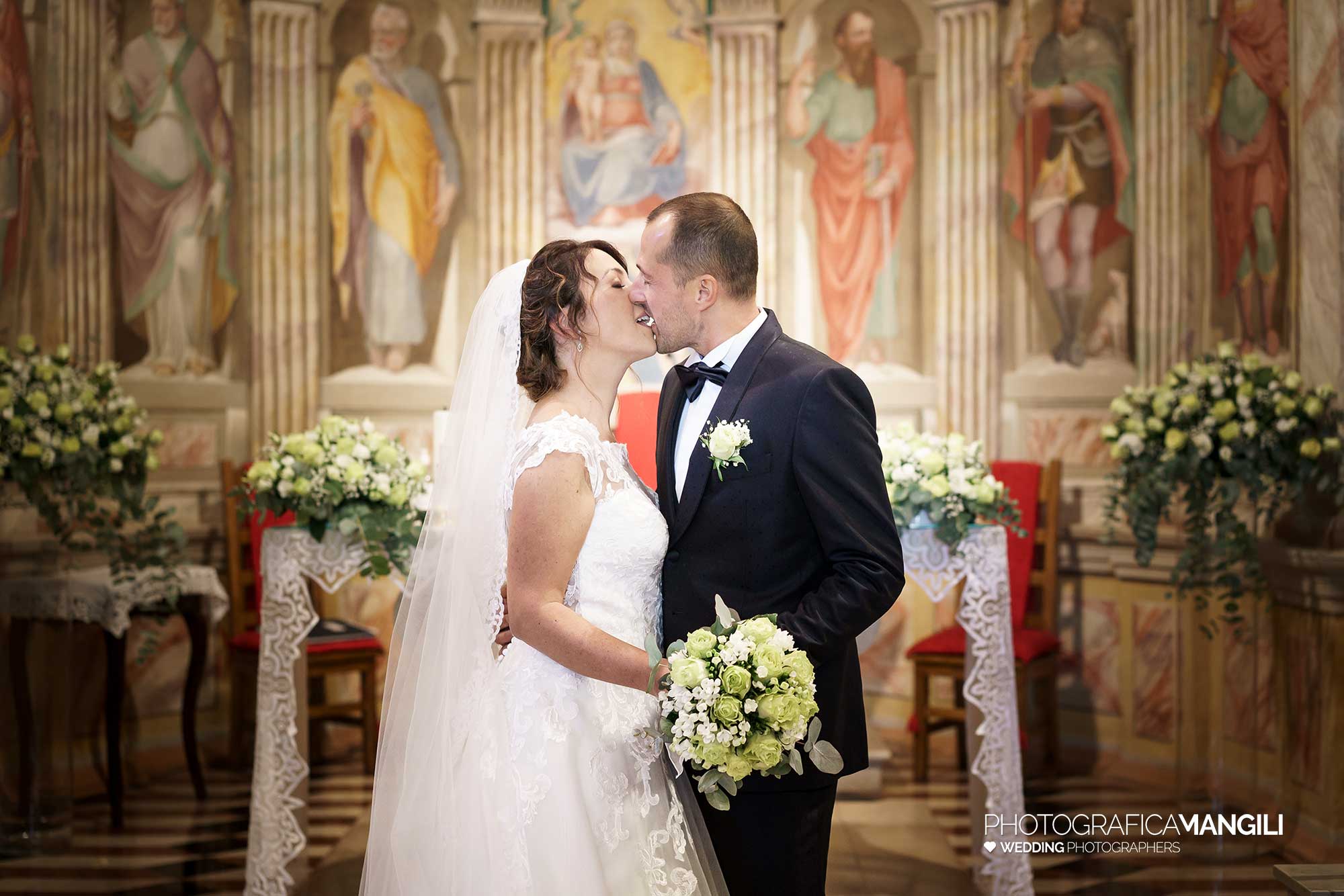 021 foto matrimonio reportage wedding sposi cerimonia religiosa chiesa brescia 021 foto matrimonio reportage wedding sposi cerimonia religiosa chiesa brescia