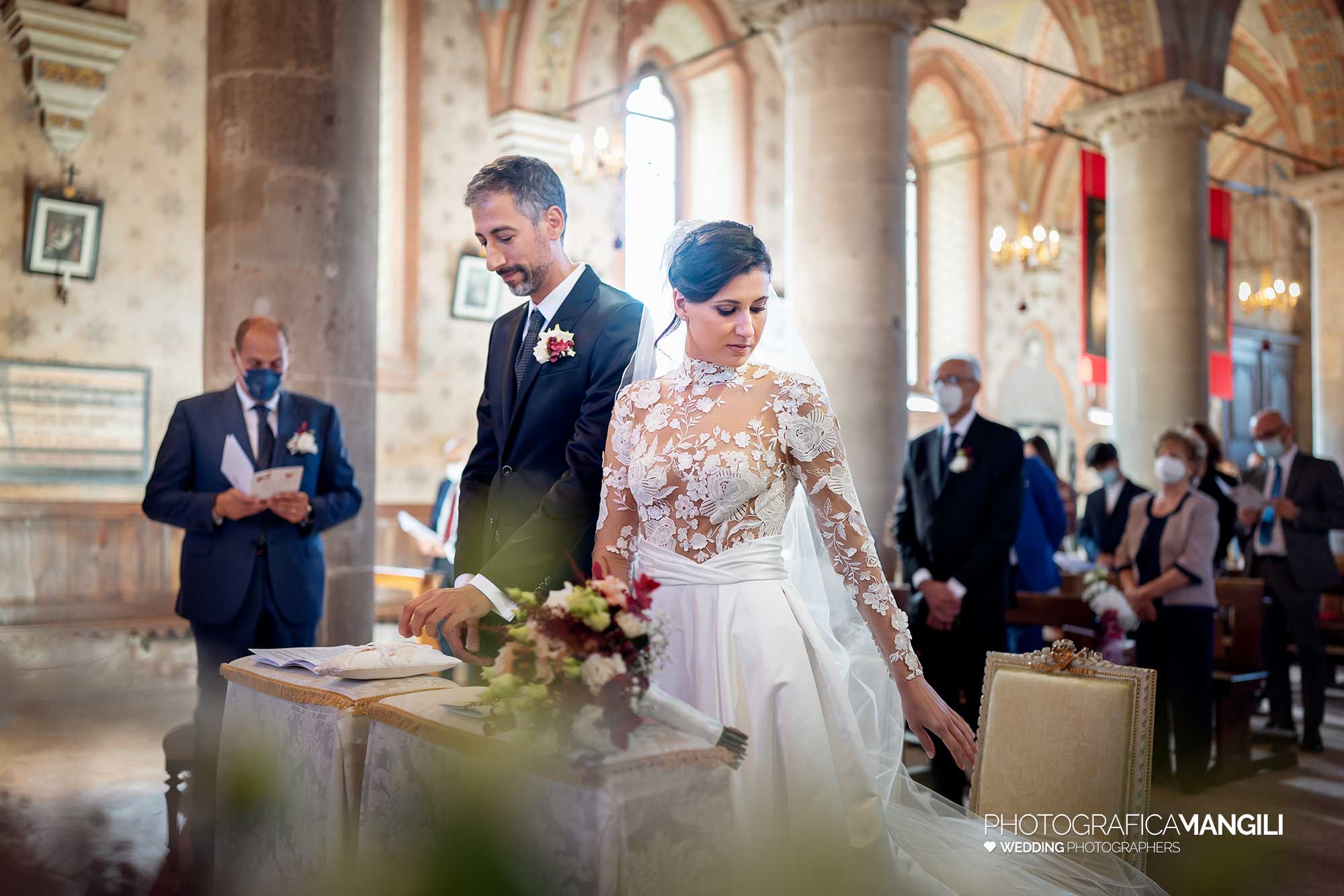 023 fotografo matrimonio wedding reportage sposi cerimonia religiosa chiesa varese 023 fotografo matrimonio wedding reportage sposi cerimonia religiosa chiesa varese