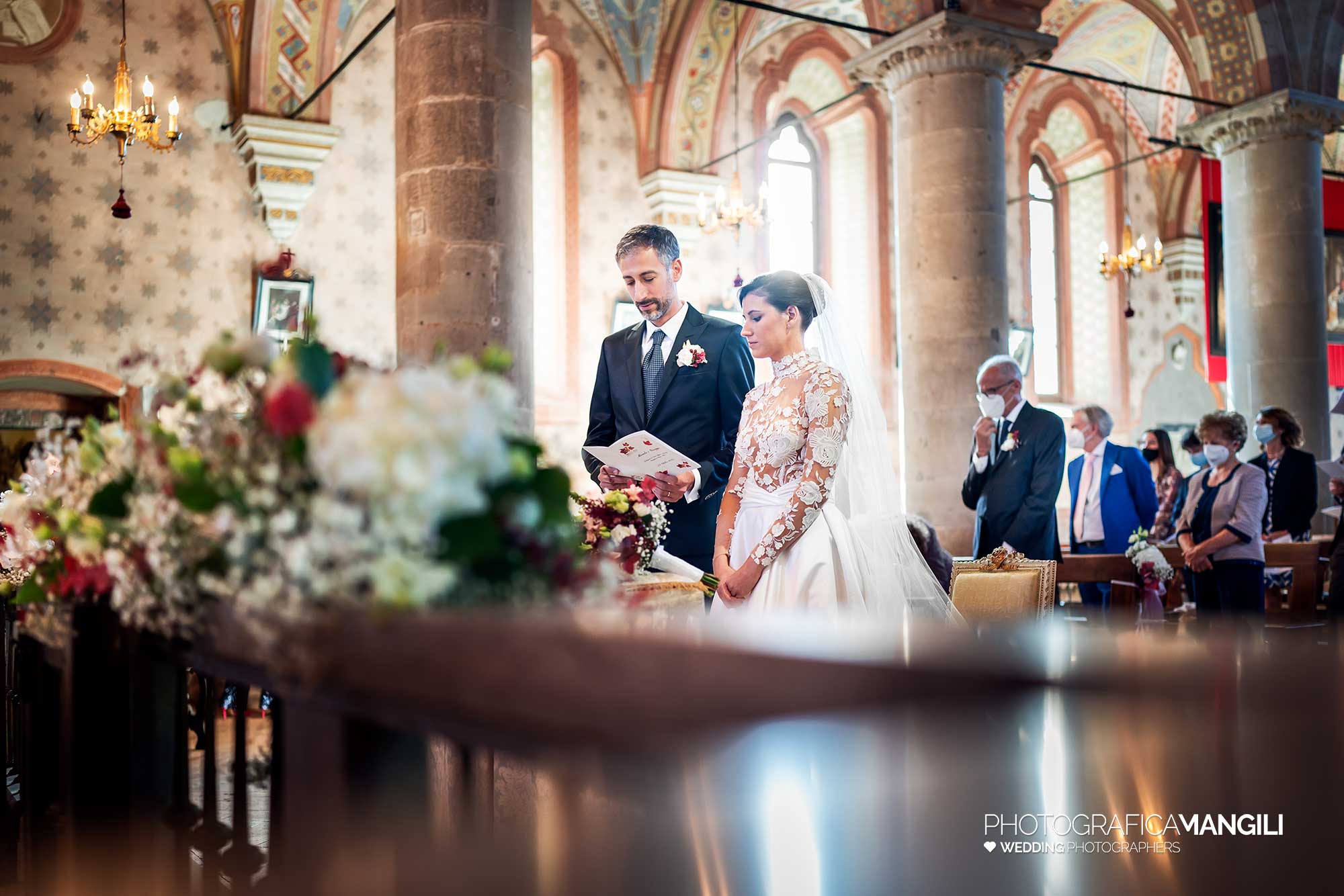 025 fotografo matrimonio wedding reportage sposi cerimonia religiosa chiesa varese 025 fotografo matrimonio wedding reportage sposi cerimonia religiosa chiesa varese