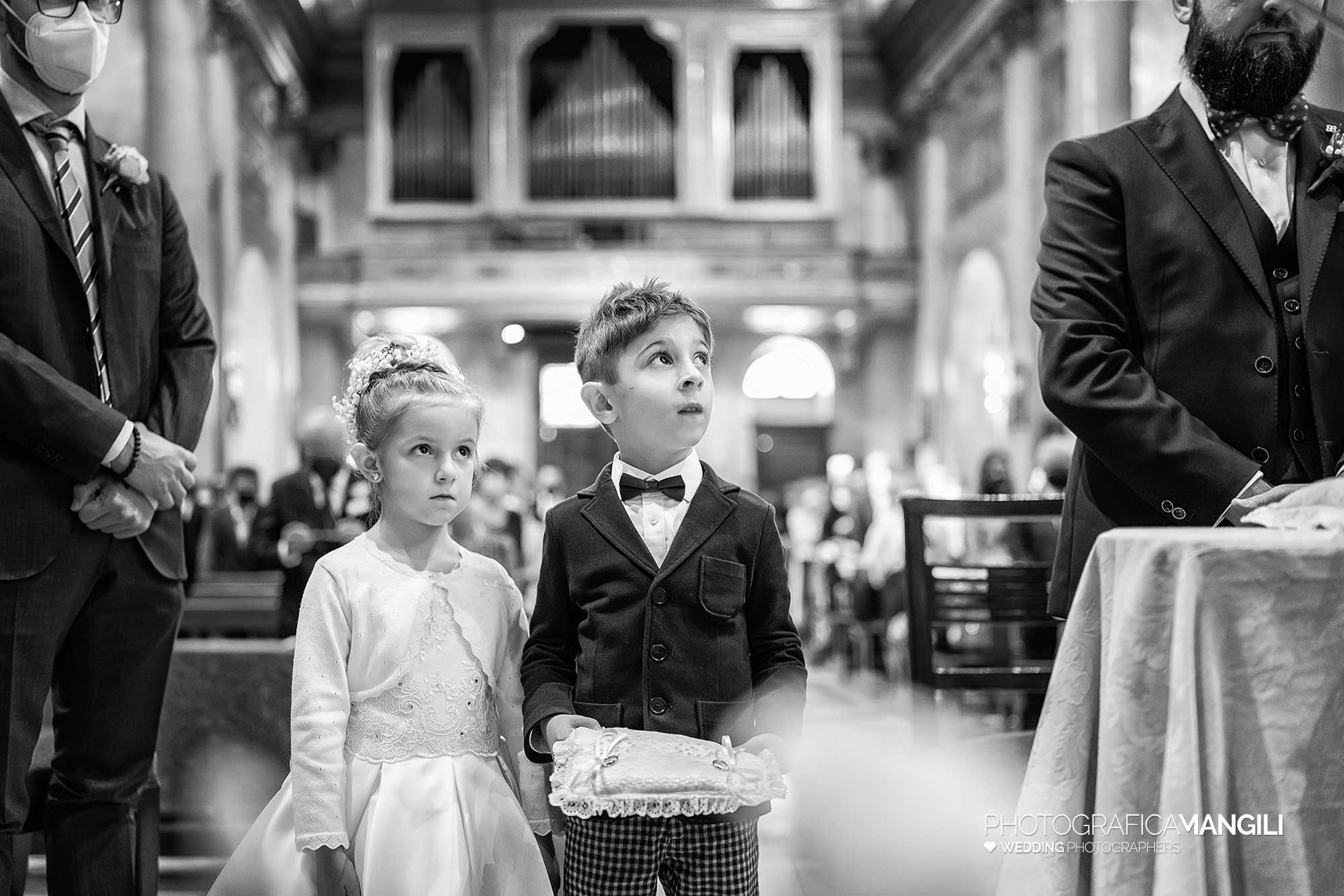 030 fotografo matrimonio wedding reportage sposi rito religioso chiesa lecco 030 fotografo matrimonio wedding reportage sposi rito religioso chiesa lecco