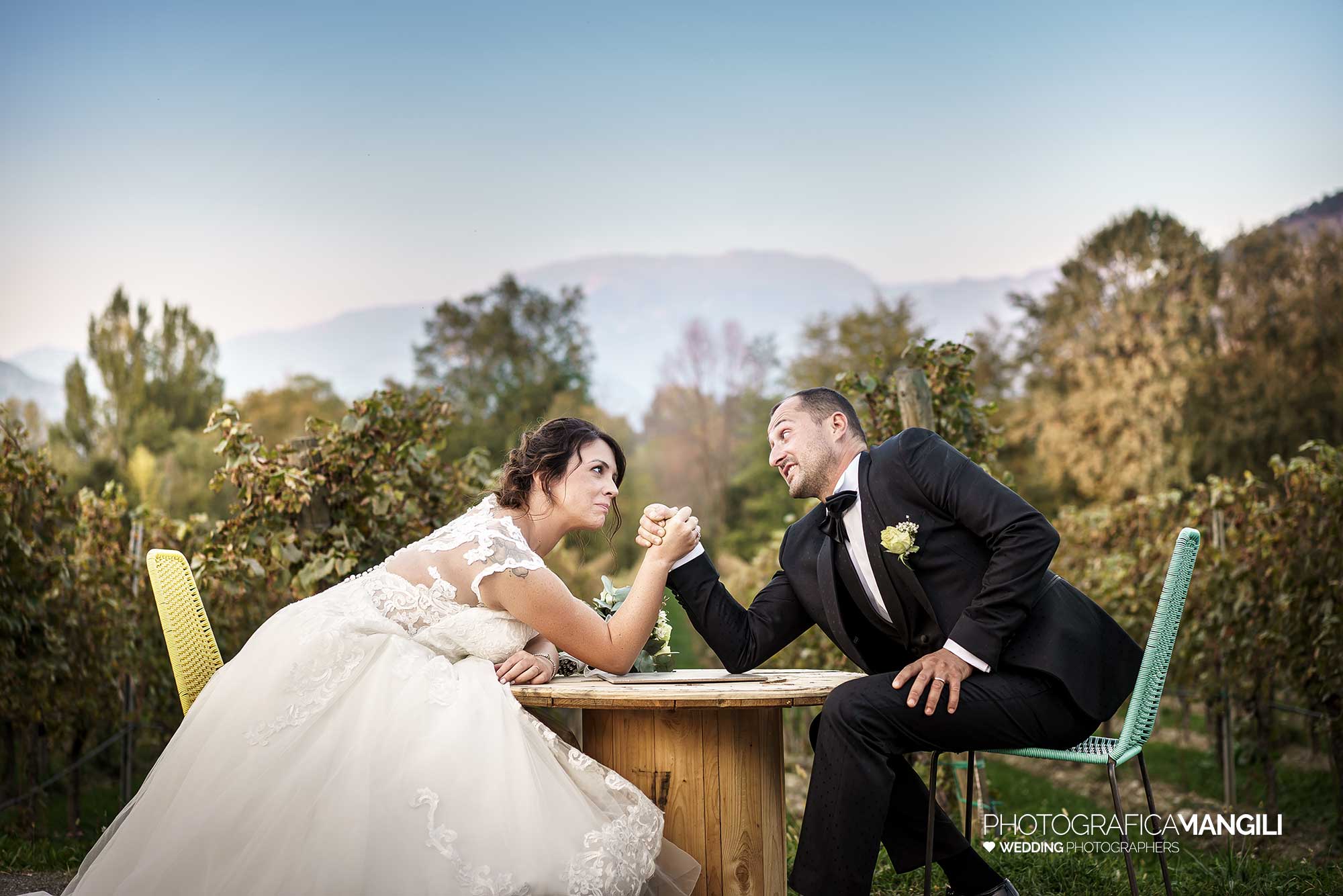 038 foto matrimonio reportage wedding ritratto sposi vigna esterni bersi serlini provaglio iseo brescia 1 038 foto matrimonio reportage wedding ritratto sposi vigna esterni bersi serlini provaglio iseo brescia 1