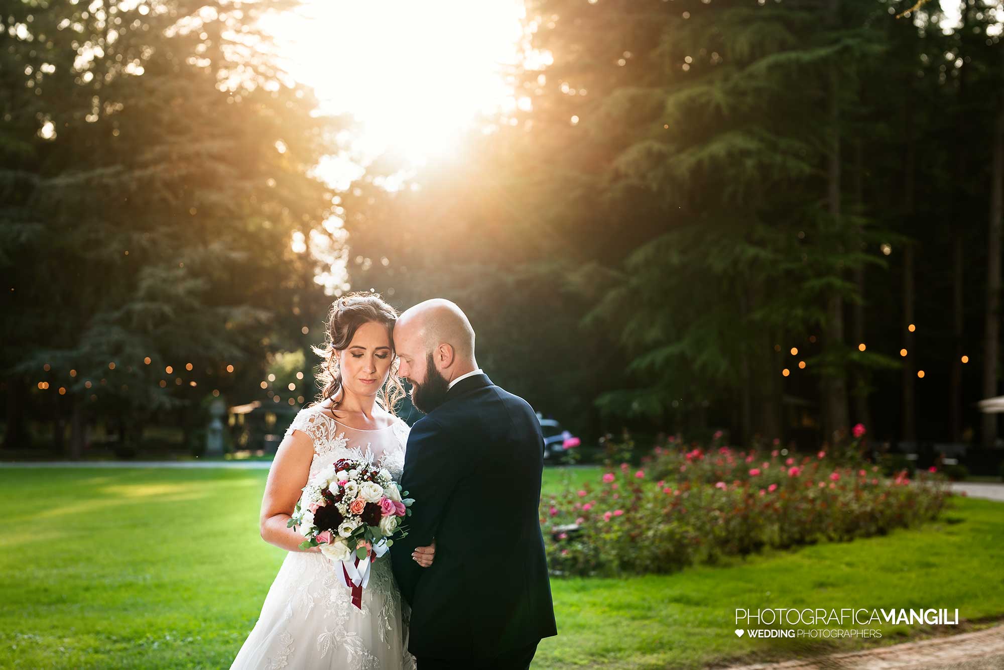 042 fotografo matrimonio wedding reportage ritratto sposi parco villa acquaroli carvico bergamo 042 fotografo matrimonio wedding reportage ritratto sposi parco villa acquaroli carvico bergamo